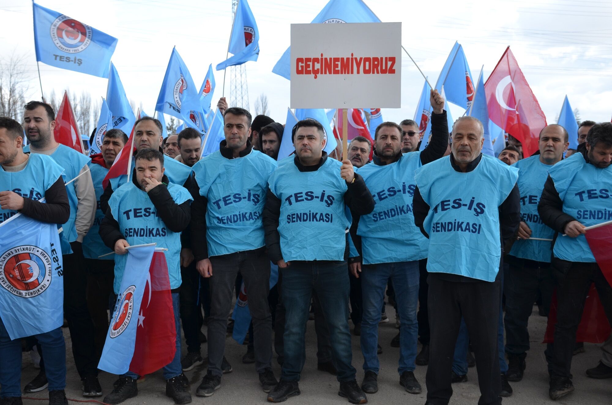 Termik Santral Önünde Eylem Ramazan, Bayram, Kış Demeden İşçi Çıkarıyorlar (10)