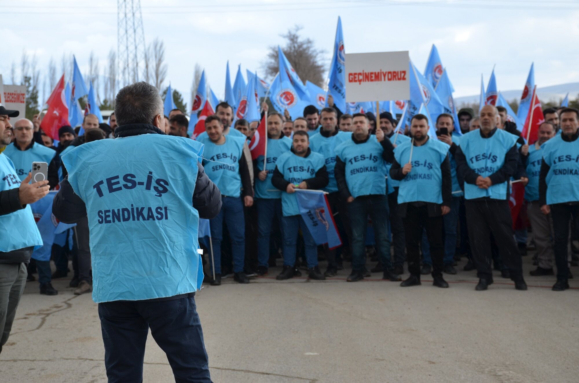 Termik Santral Önünde Eylem Ramazan, Bayram, Kış Demeden İşçi Çıkarıyorlar (11)