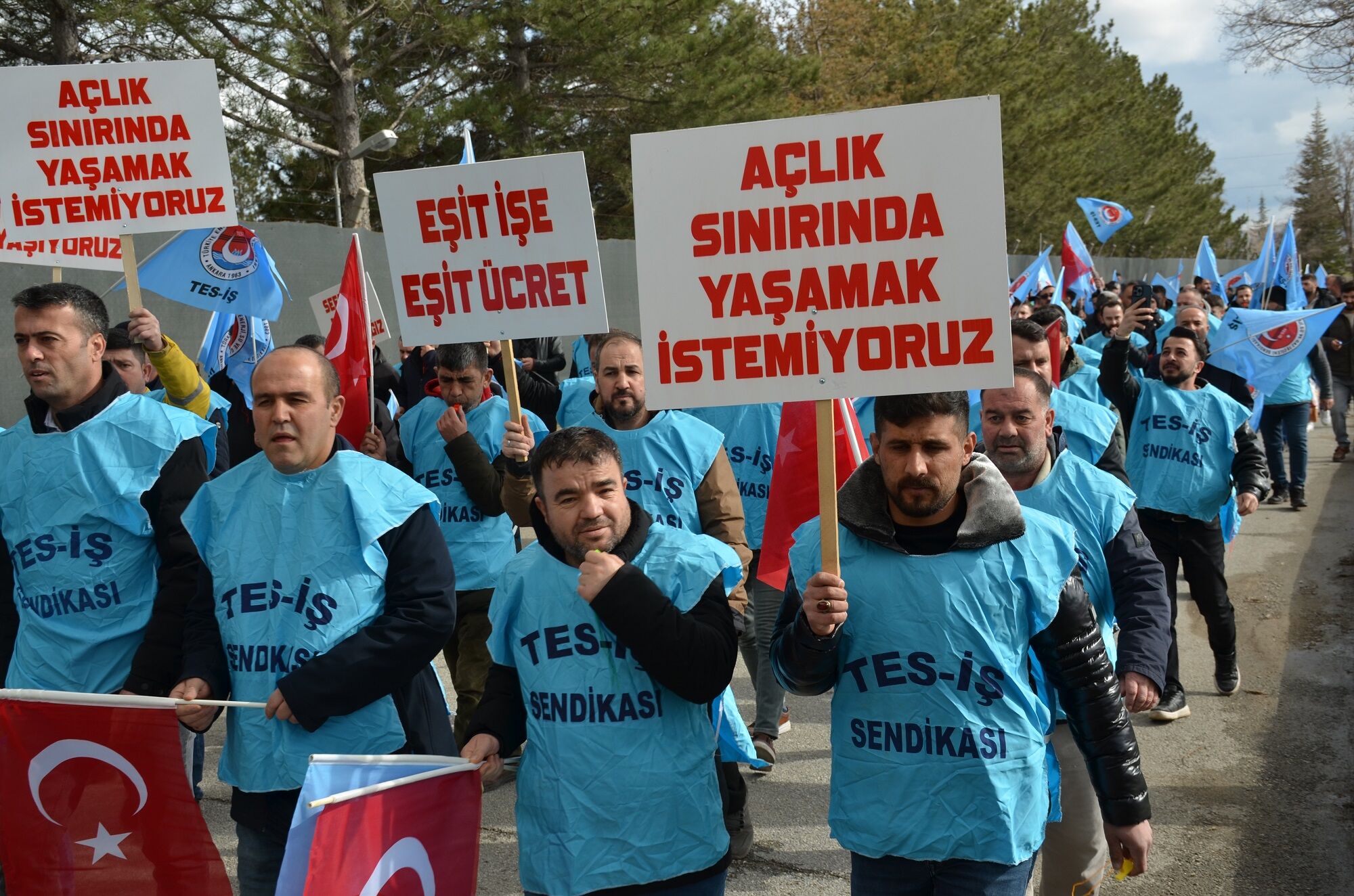 Termik Santral Önünde Eylem Ramazan, Bayram, Kış Demeden İşçi Çıkarıyorlar (6)