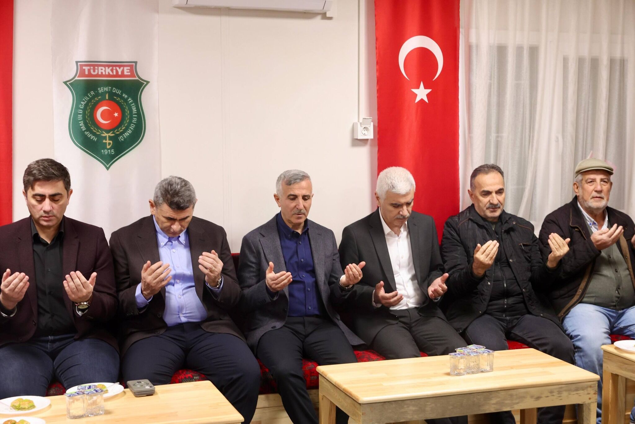 Vali Ünlüer Ve Eşi, 8 Mart’ta Şehit Aileleriyle Bir Araya Geldi8