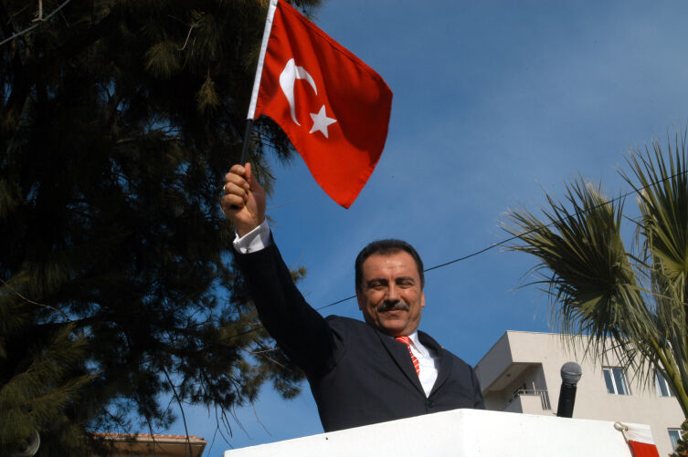 Vatanına Aşık Bir Dava Adamı Muhsin Yazıcıoğlu