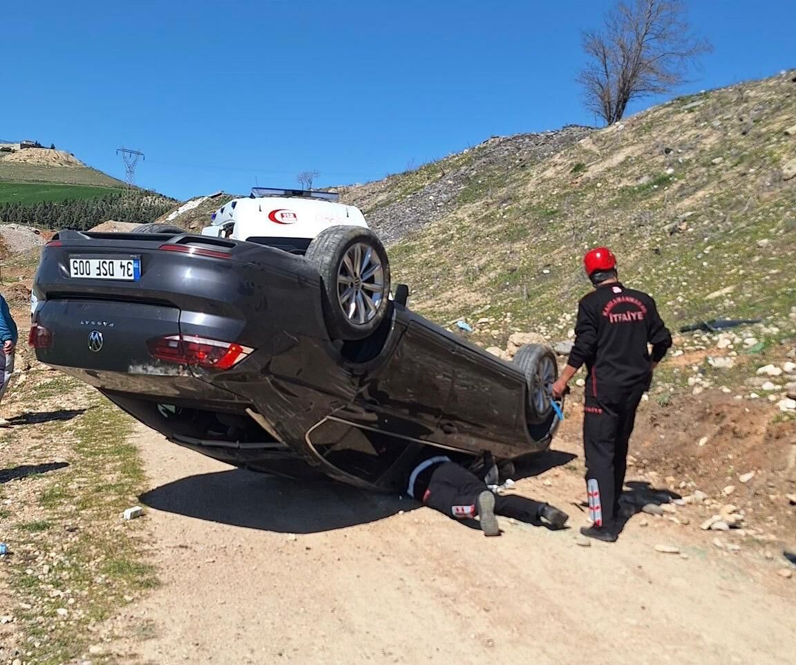 Otomobil Uçuruma Yuvarlandı: 1 Yaralı