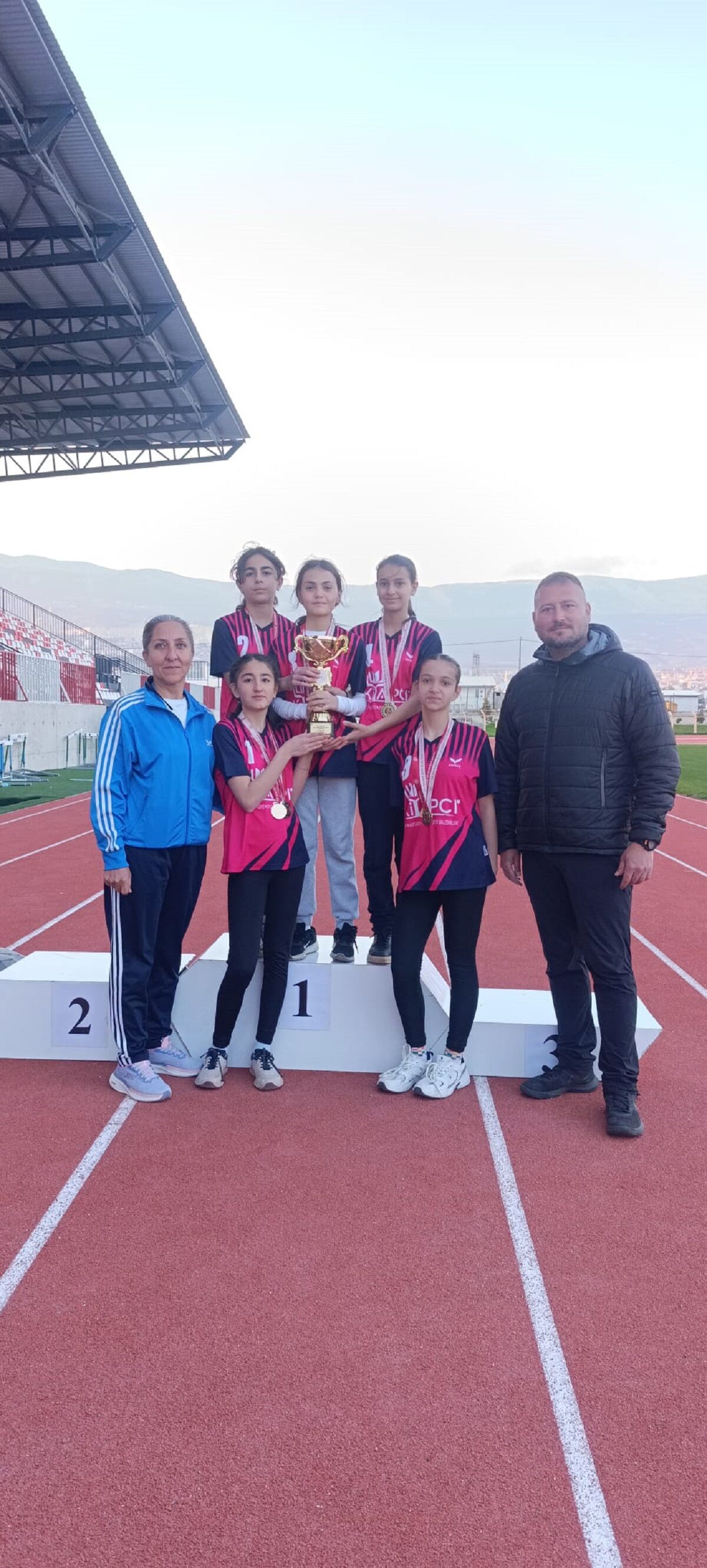 Teaş İstiklal Ortaokulu’ndan Büyük Başarı: Gelenek Bozulmadı!