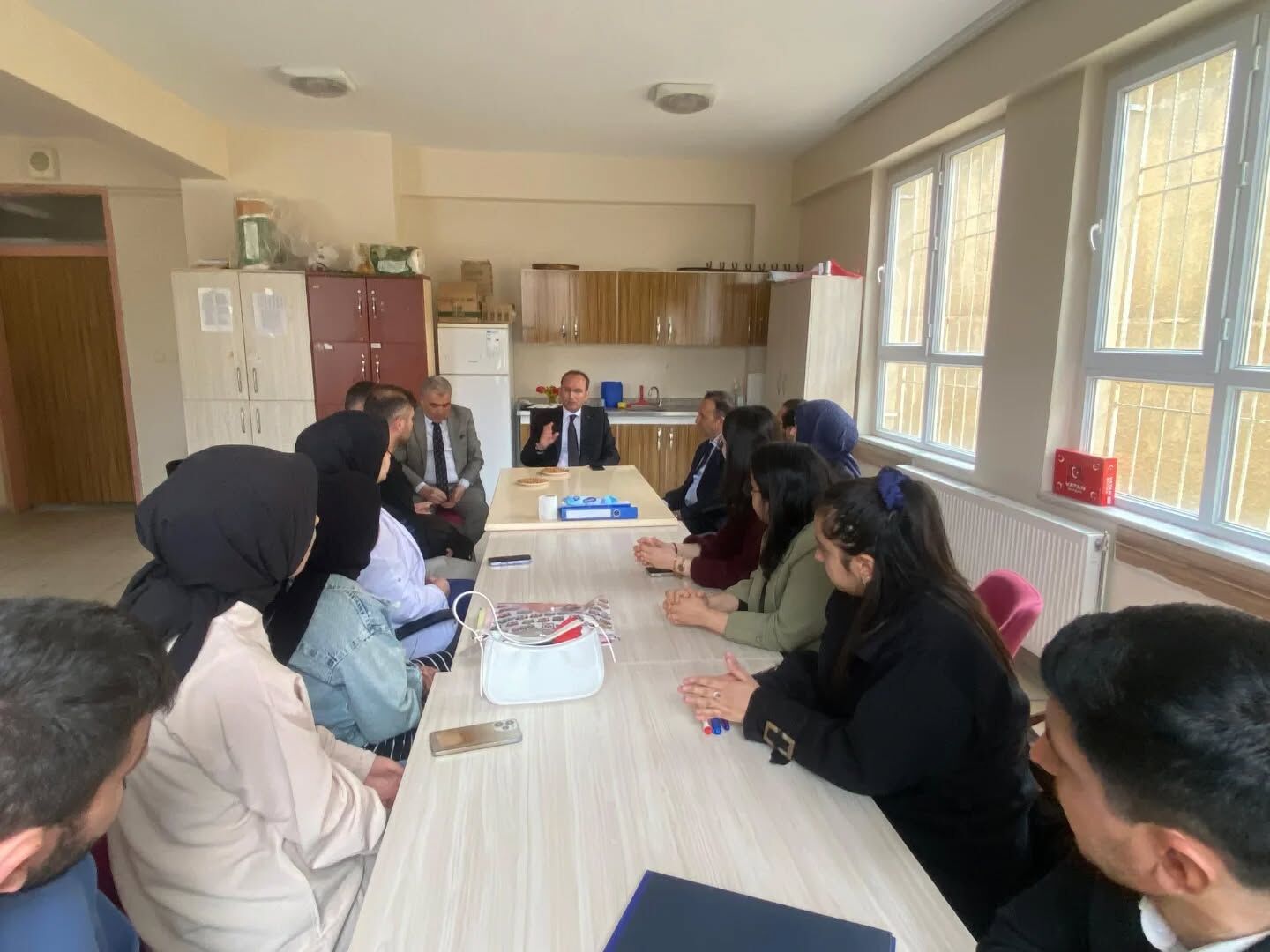 Afşin Kaymakamı Muammer Sarıdoğan’dan Okullara Ziyaret2-1