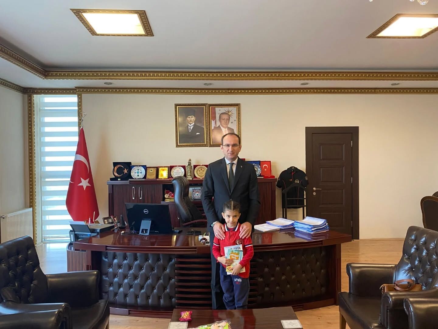 Afşinbey İlkokulu’ndan Kaymakam Sarıdoğan’a Ziyaret1