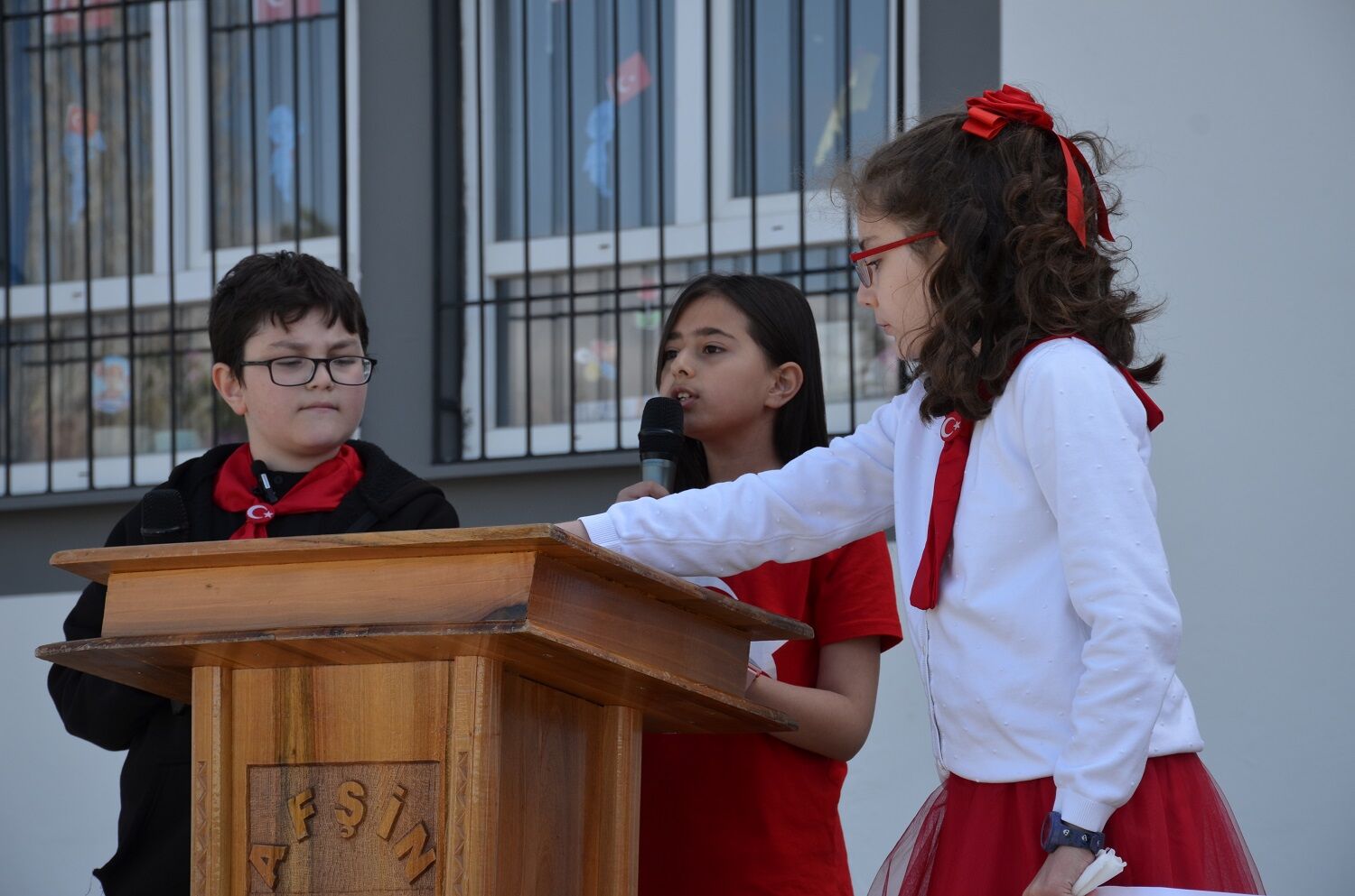 Afşin’de 23 Nisan Ulusal Egemenlik Ve Çocuk Bayramı Kutlandı (10)