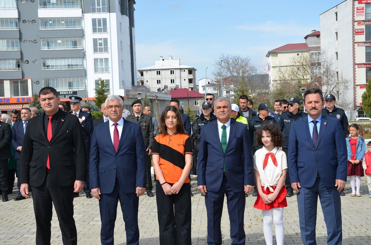Afşin’de 23 Nisan Ulusal Egemenlik Ve Çocuk Bayramı Kutlandı (14)