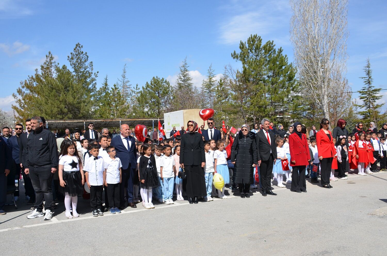 Afşin’de 23 Nisan Ulusal Egemenlik Ve Çocuk Bayramı Kutlandı (2)