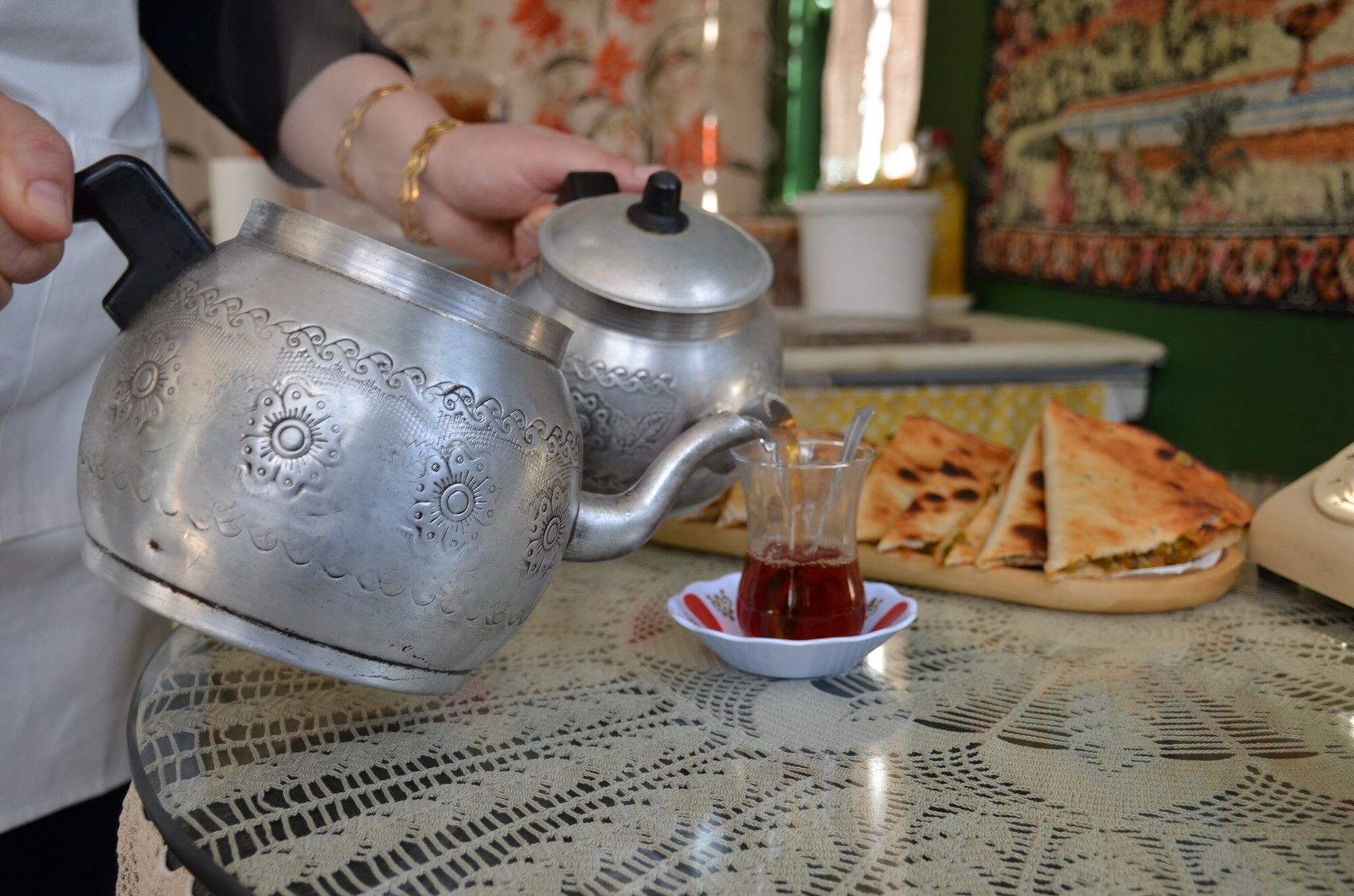 Afşin’de Çiriş Kömbesi Sezonu Açıldı Yöresel Lezzete Yoğun İlgi (17)