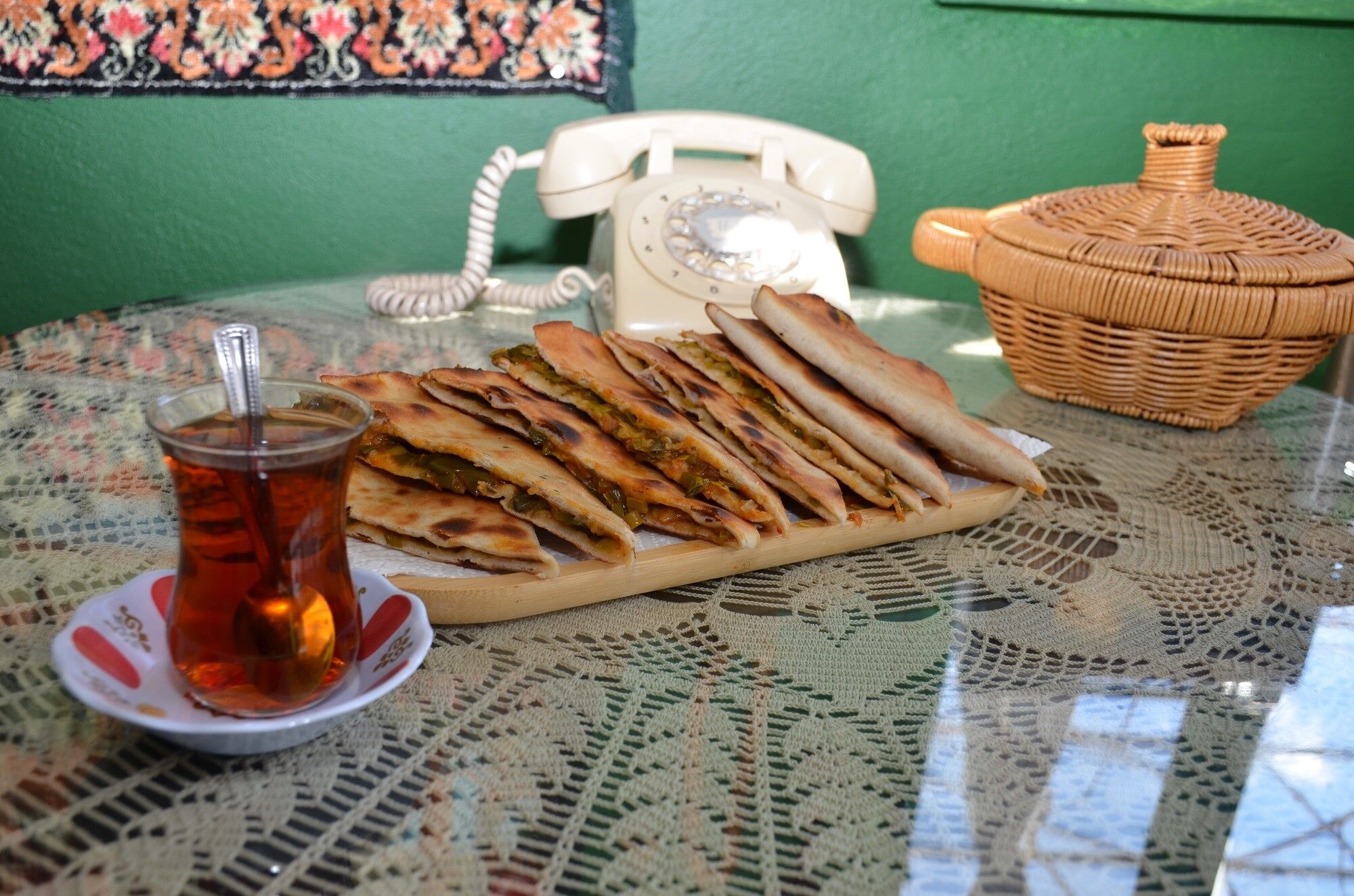 Afşin’de Çiriş Kömbesi Sezonu Açıldı Yöresel Lezzete Yoğun İlgi (18)