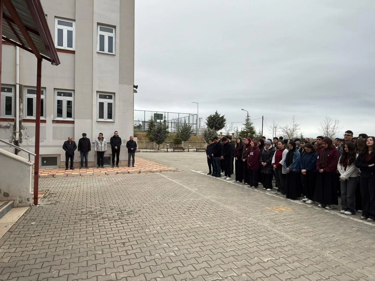 Afşin’de Duygu Dolu Anma Okul Saldırısında Hayatını Kaybedenler Dualarla Anıldı4