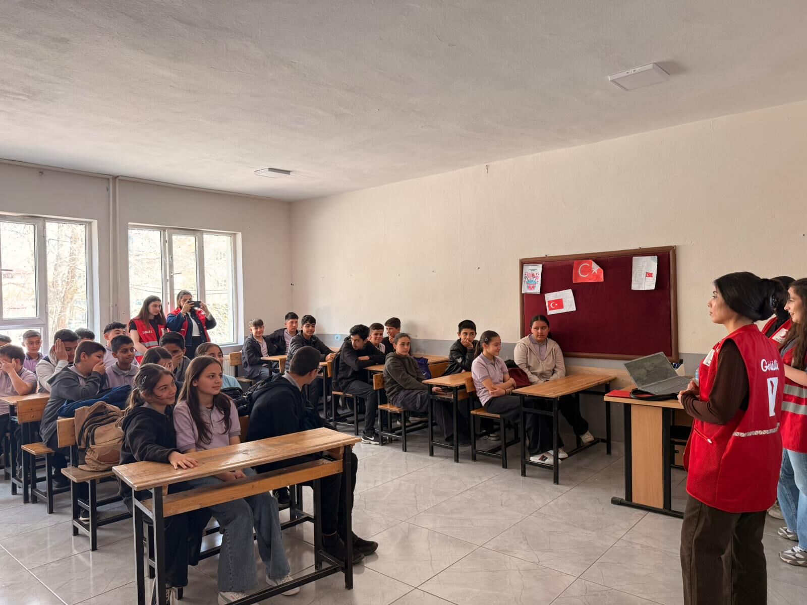 Afşin’de Genç Kızılay’dan Öğrencilere İlk Yardım Ve Çevre Bilinci Eğitimi (6)