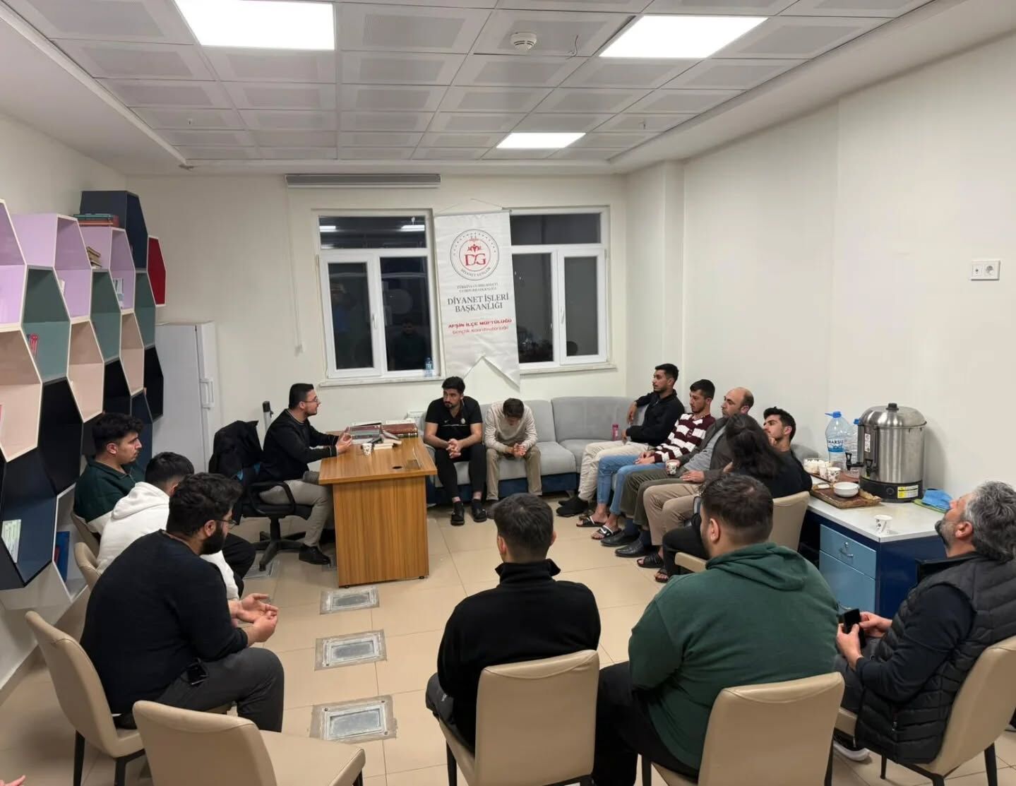 Afşin’de Gençlere Yönelik Manevi Gelişim Programları Sürüyor2