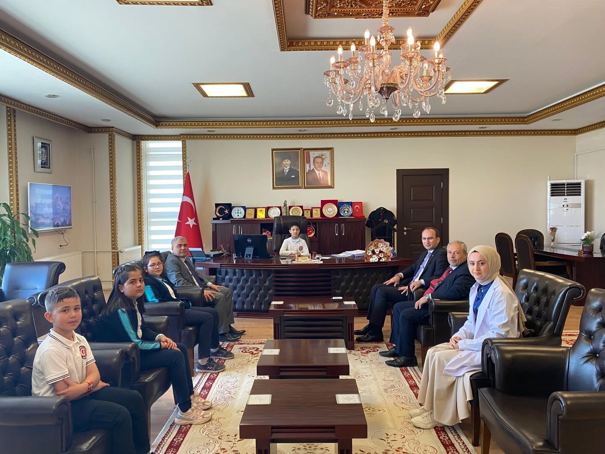 Afşin’de Kaymakamlık Koltuğu Minik Muhammet’e Emanet Edildi