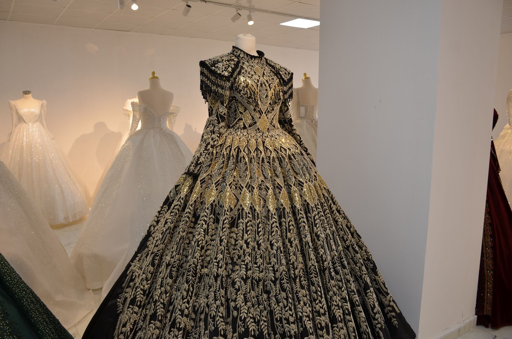 Afşin’de Prenses Gelinlik Yeni Yerinde Hizmete Açıldı (7)