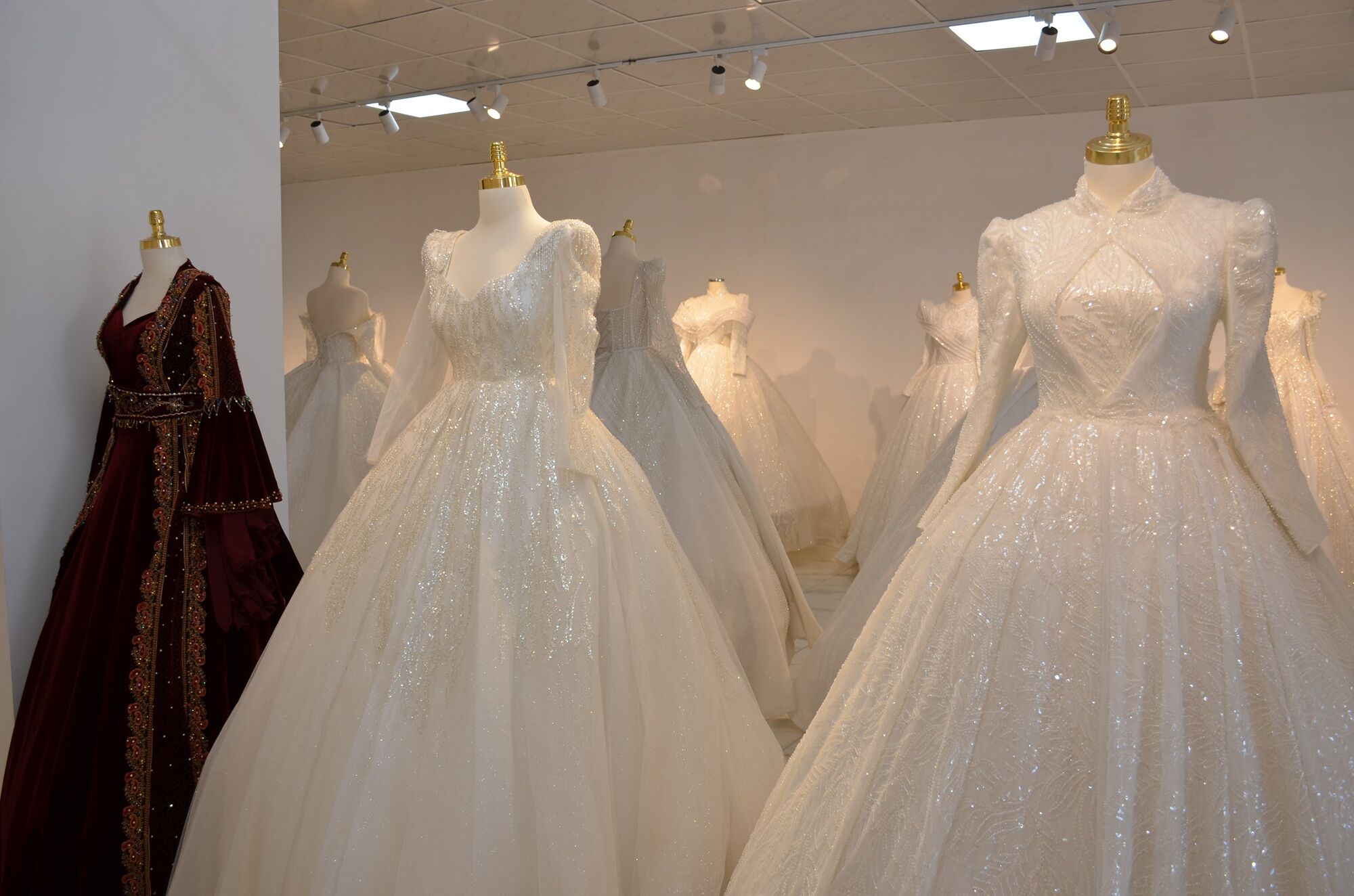 Afşin’de Prenses Gelinlik Yeni Yerinde Hizmete Açıldı (9)