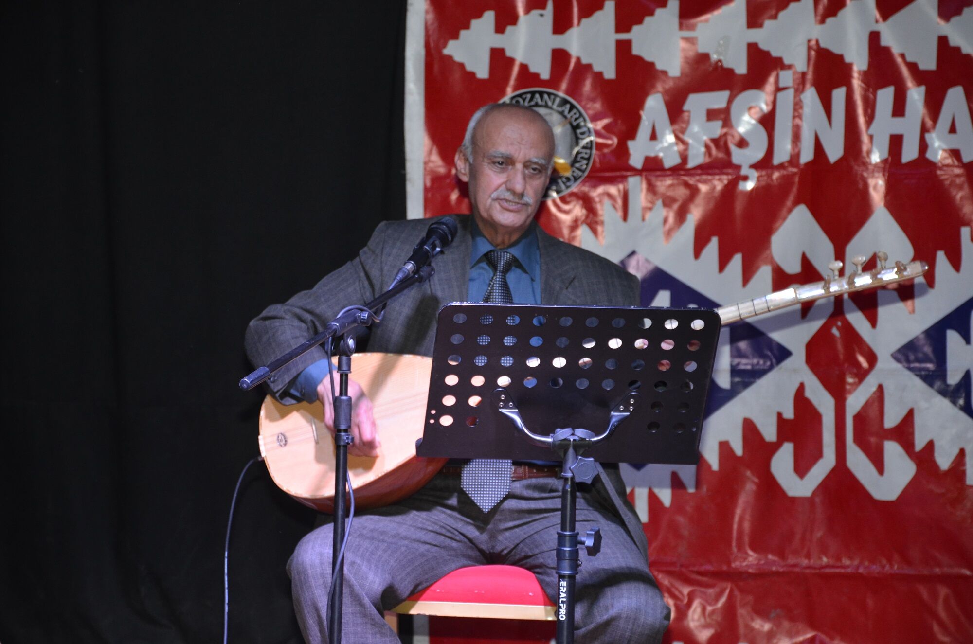 Afşin’de Şair Çöteli Ali Anıldı Anadolu Ezgileri Sazlarla Yaşatıldı (6)