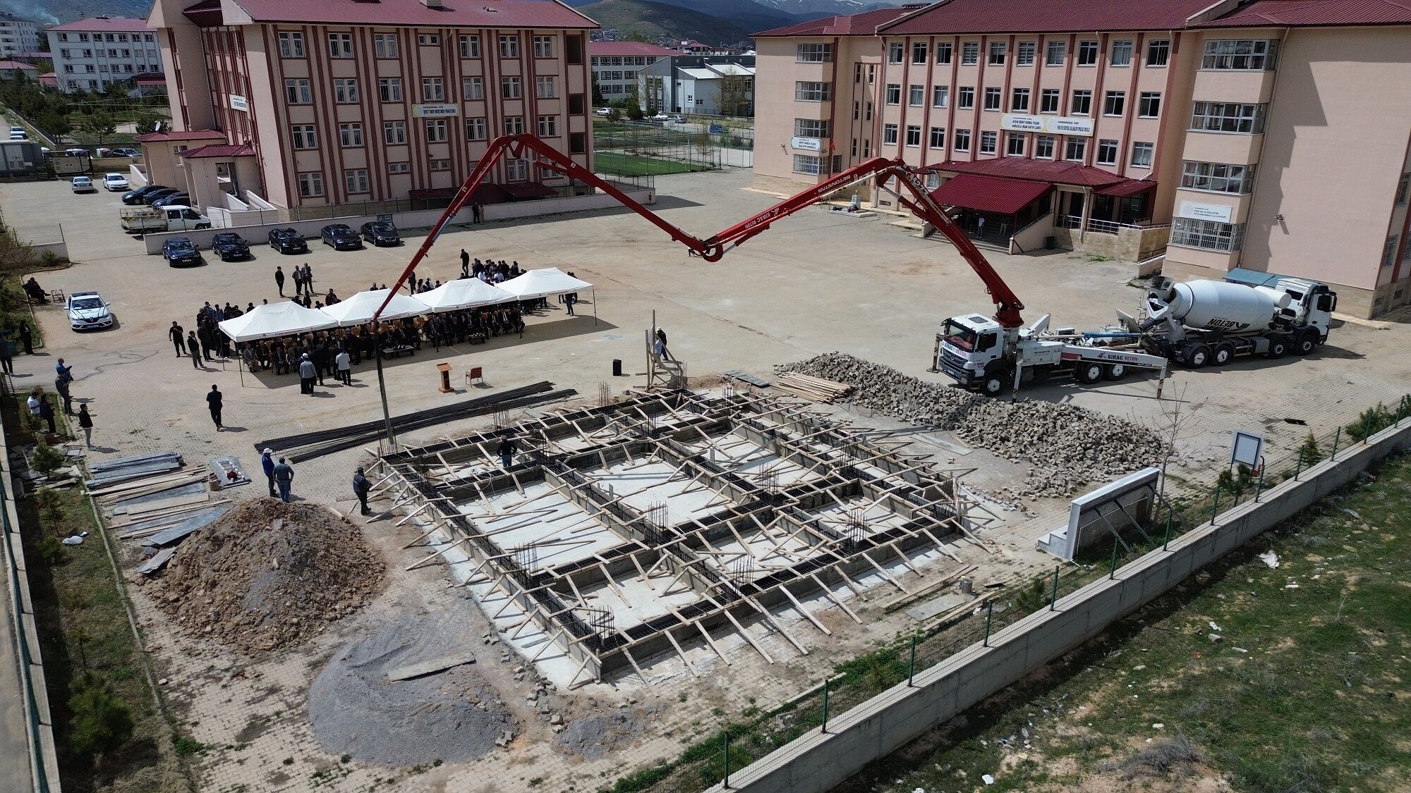 Afşin’de Tatbikat Camii İçin Temel Atma Töreni Gerçekleştirildi (1)