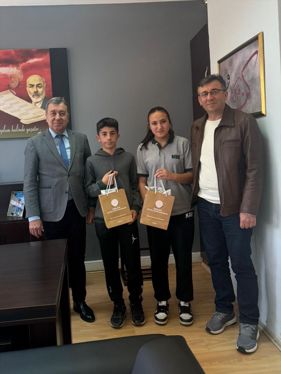 Kumlucalı öğrenciler 'Sağlıklı nesil, sağlıklı gelecek' yarışmasında derece elde etti