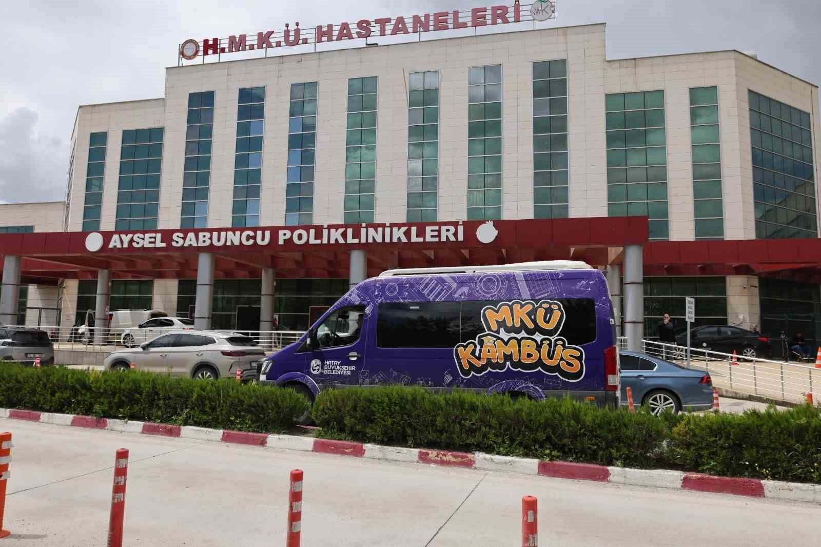 Hatay Büyükşehir Belediyesi, öğrencilerin ulaşımını kolaylaştıracak KAMBÜS'ü hizmete aldı