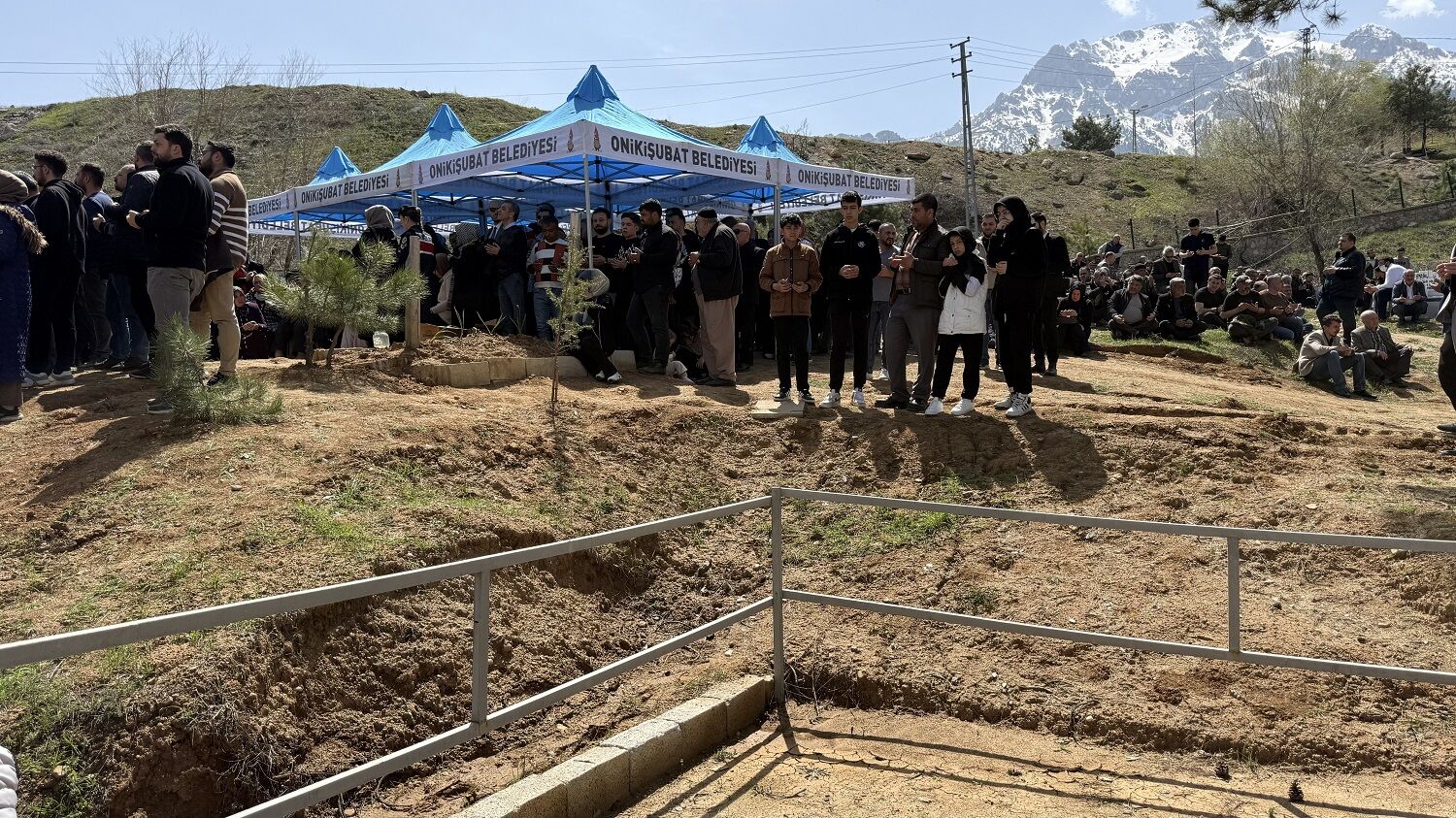 Ayla Öğretmenin Eşi Gurur Duyuyorum, Buraya Ev Yaptıracaktık, Cenazesi Geldi (7)