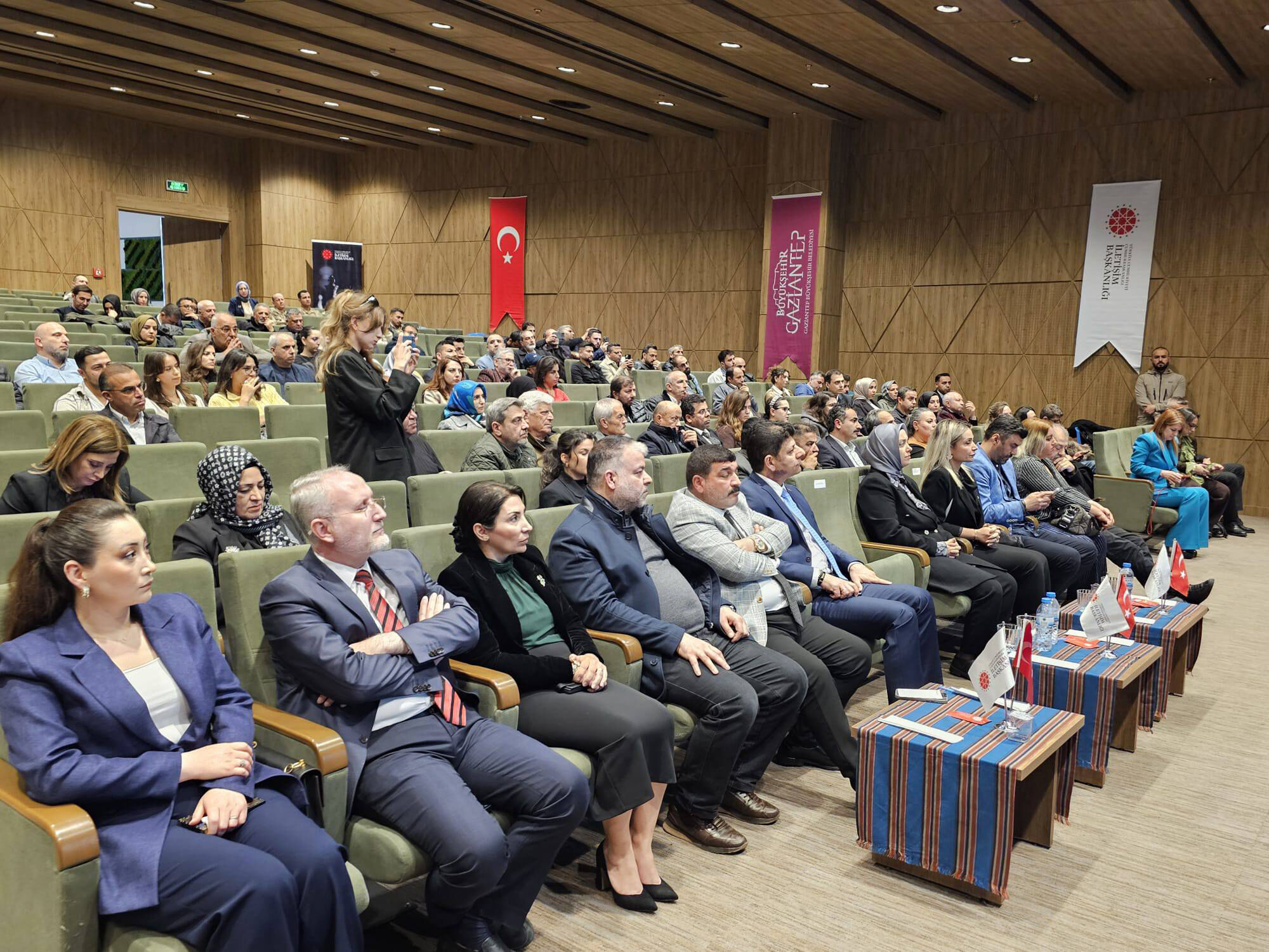 Basın Mensuplarına “Sosyal Medyanın Etkin Kullanımı” Eğitimi Verildi (13)