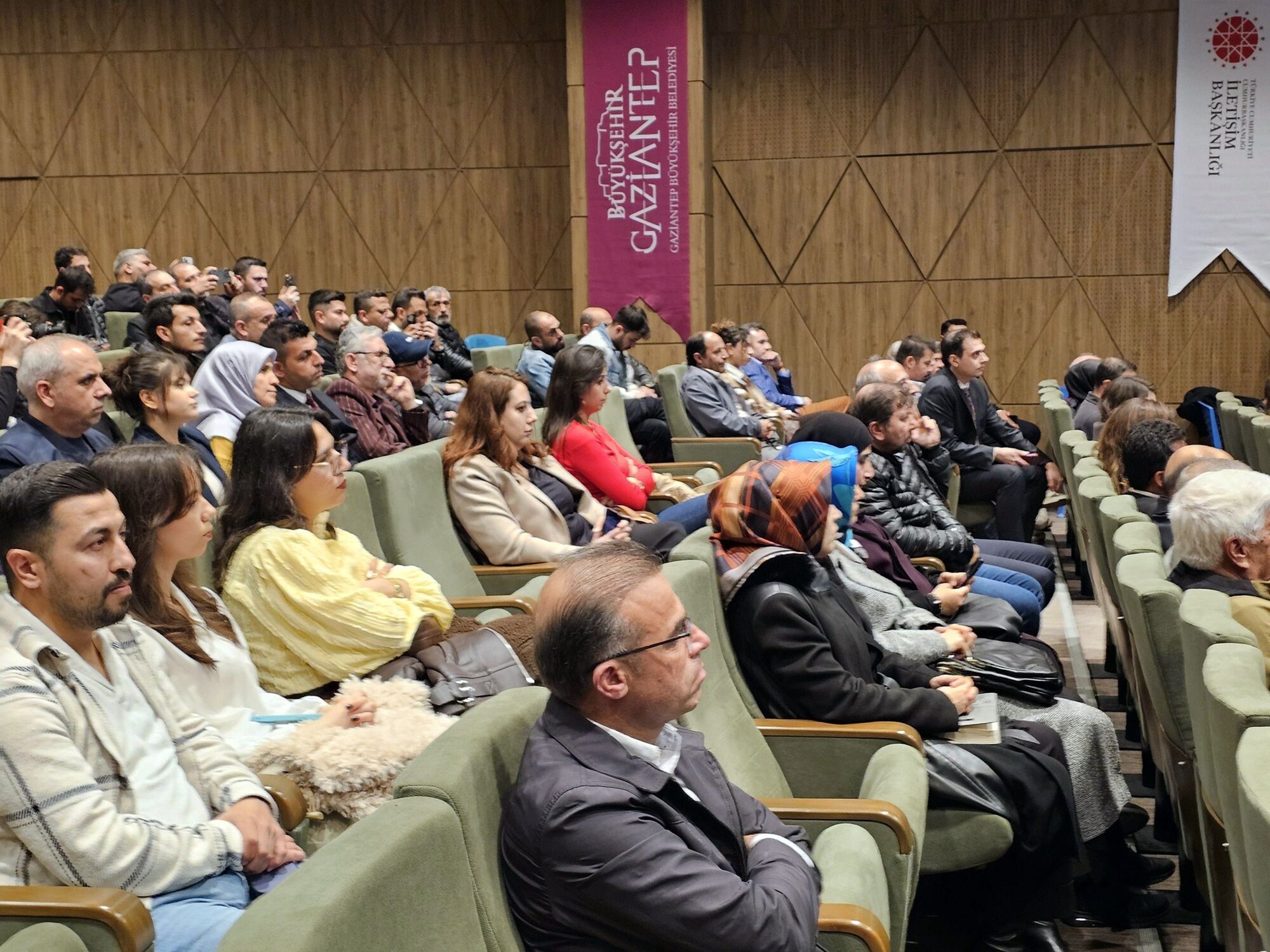 Basın Mensuplarına “Sosyal Medyanın Etkin Kullanımı” Eğitimi Verildi (9)