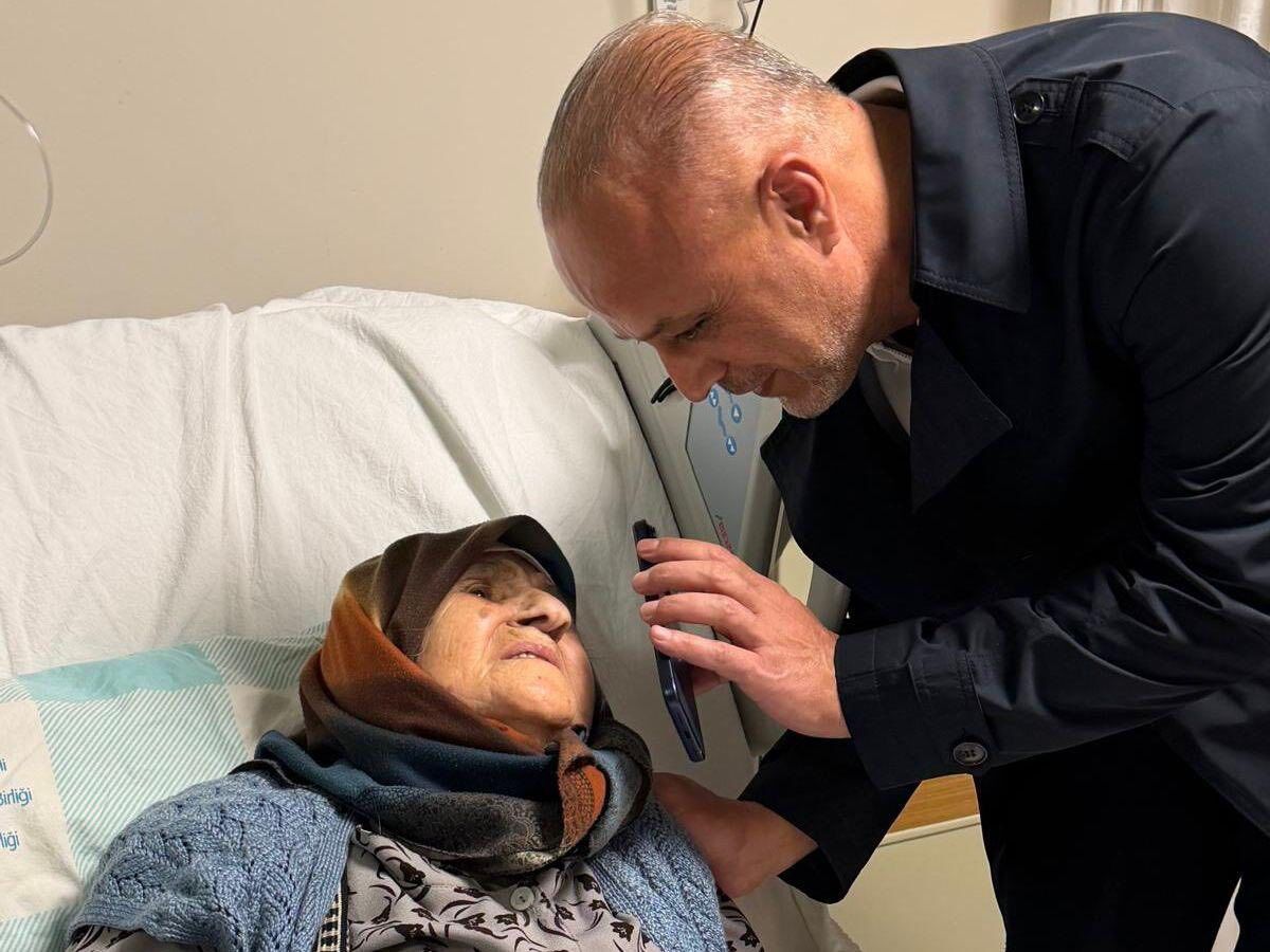 Başkan Koray Kıraç’tan Hastalara Moral Ziyareti10