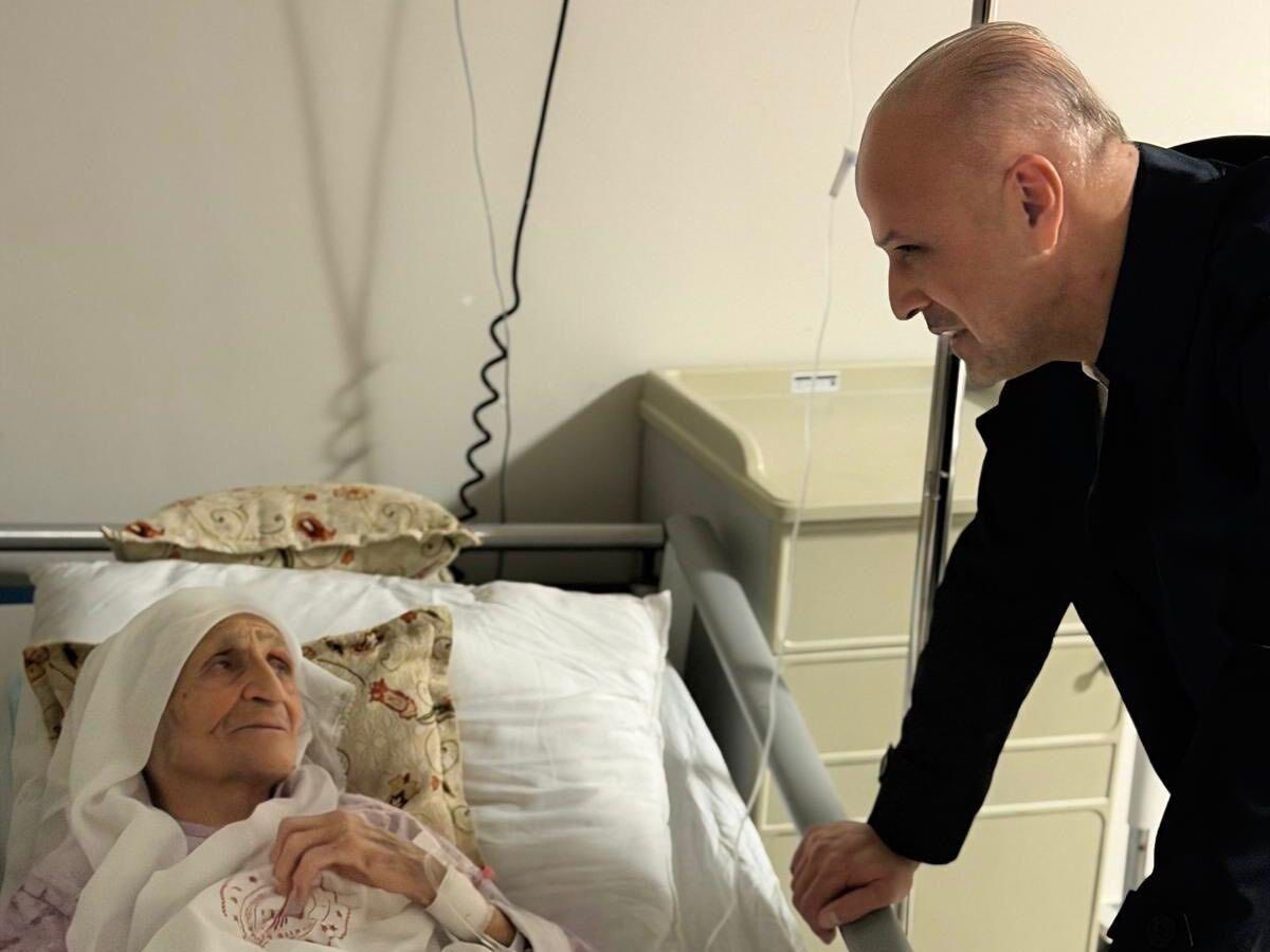 Başkan Koray Kıraç’tan Hastalara Moral Ziyareti5