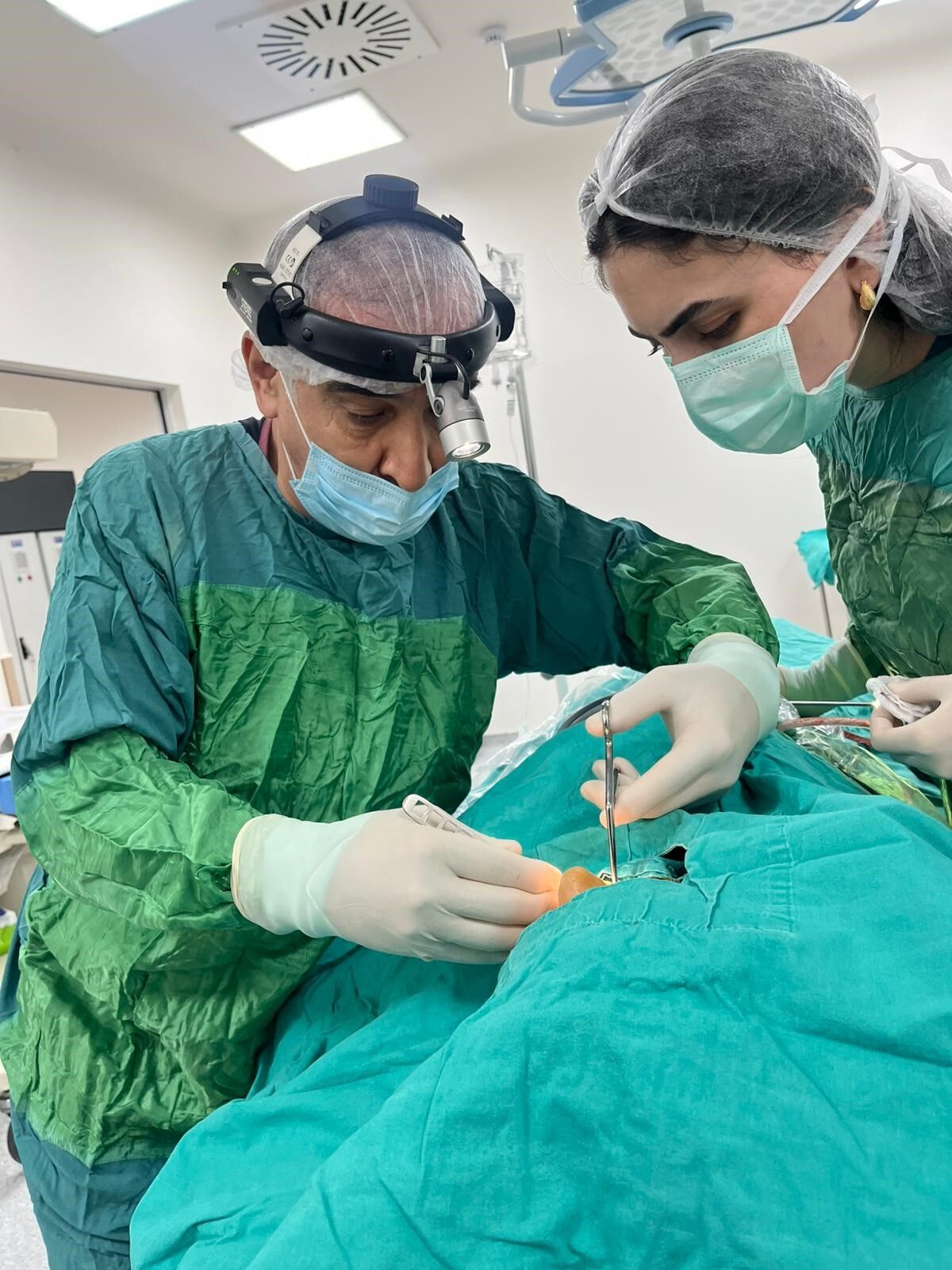 Burun Tıkanıklığı Şikayetiyle Gitti, Genizden Dev Polip Çıktı (6)