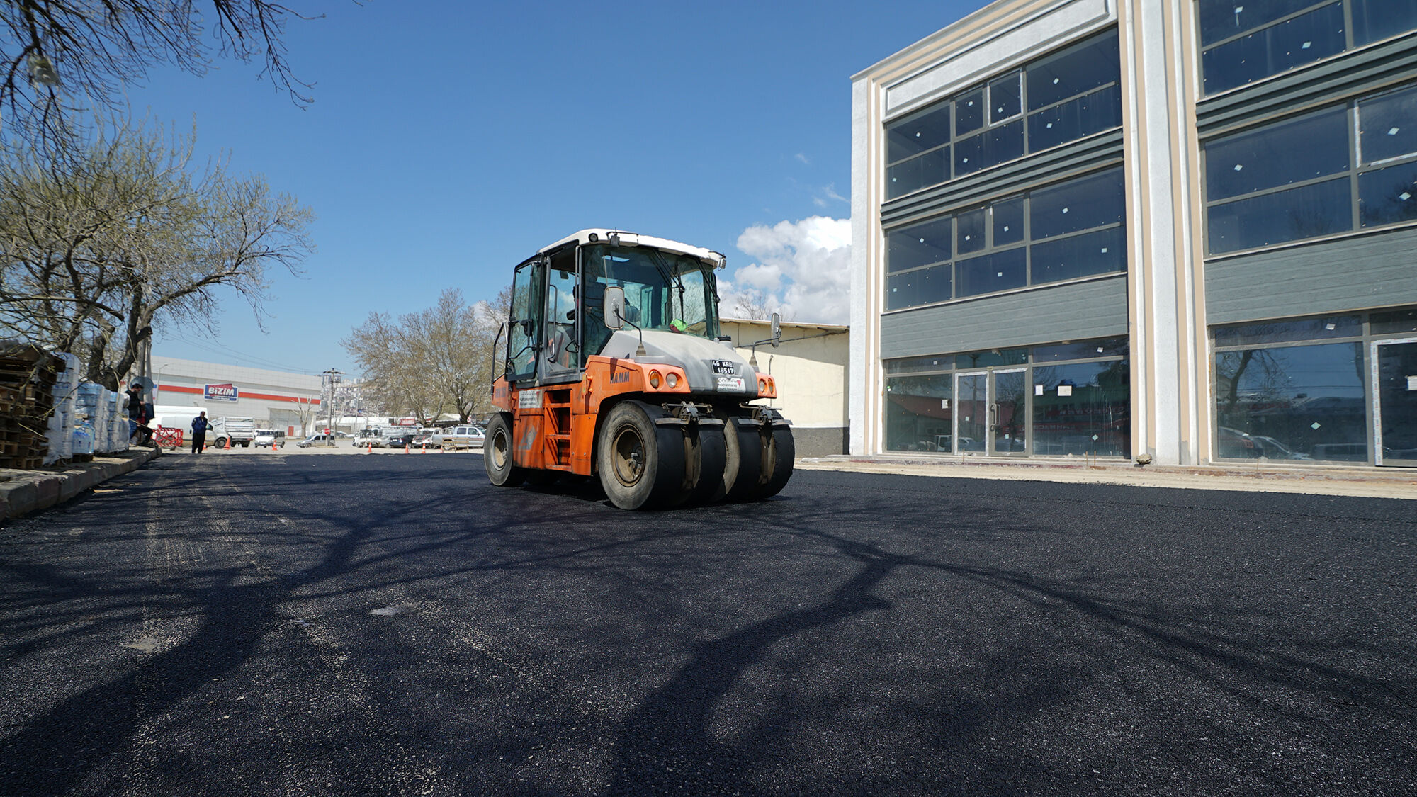 Büyükşehir, Toptancılar Sitesi Yollarını Yeniliyor (1)