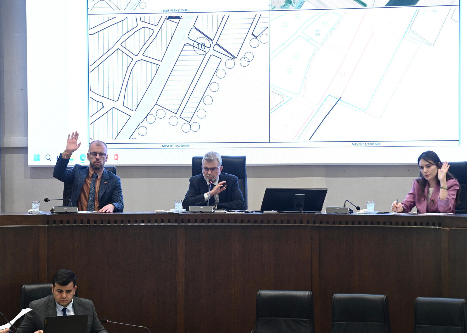 Büyükşehir’de Nisan Ayı Olağan Meclis Toplantısı Gerçekleştirildi