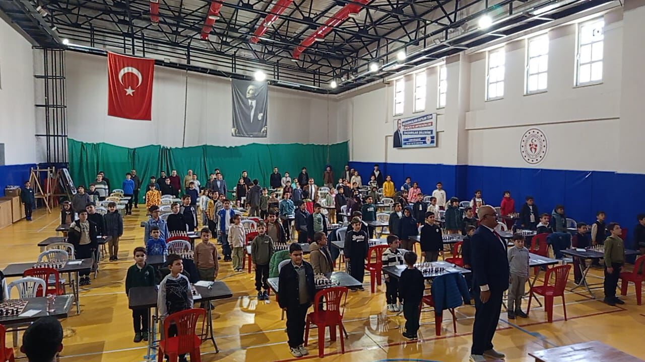 Çanakkale Zaferi Anısına Afşin’de Satranç Turnuvası Düzenlendi (3)