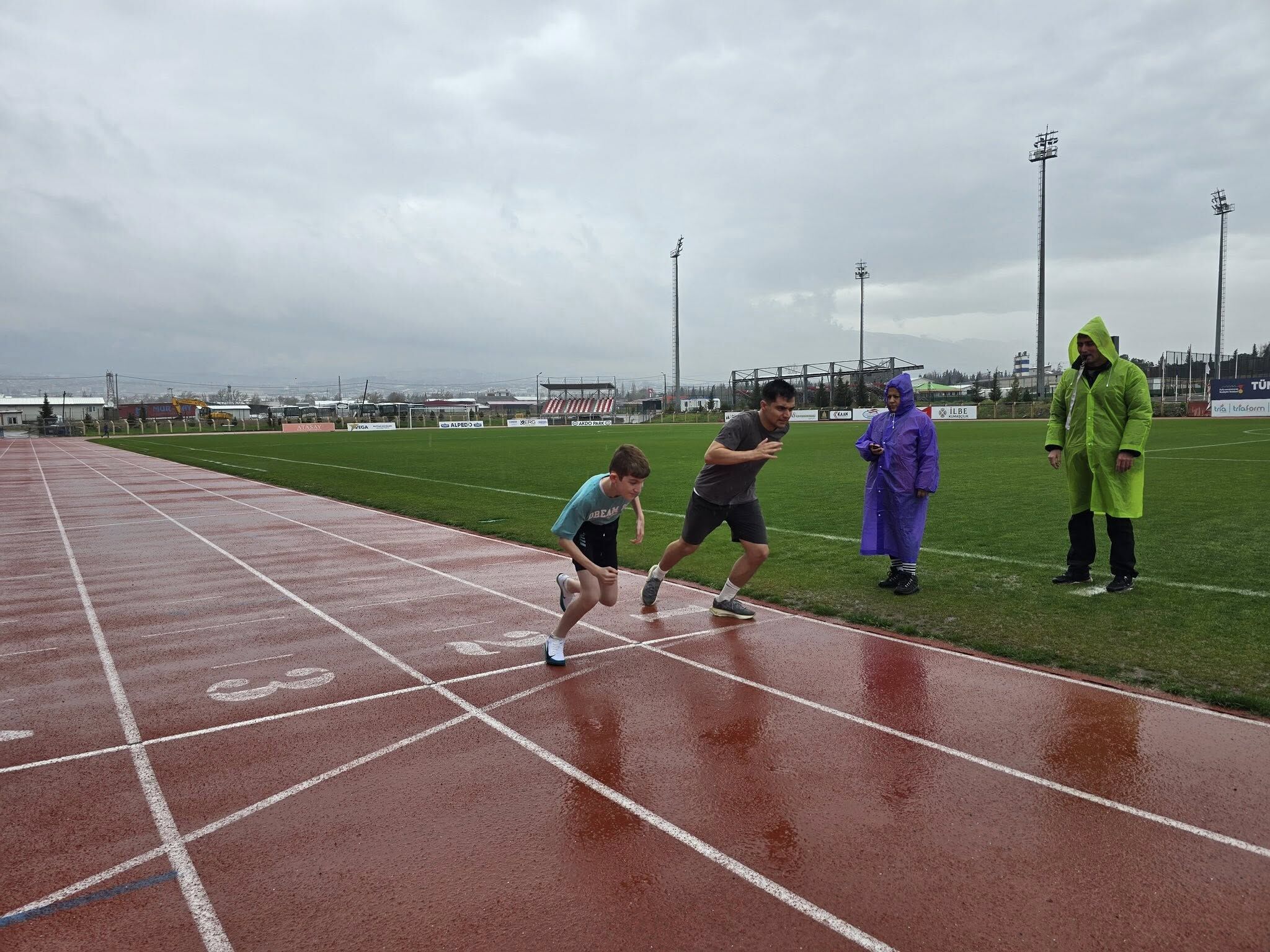 Dünya Otizm Farkındalık Günü Atletizm Etkinliği Düzenlendi1