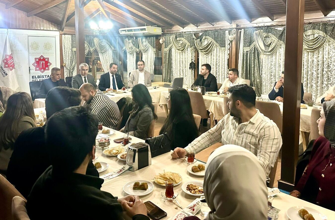 Elbistan’da Genç Avukatlarla Buluşma Gerçekleştirildi1