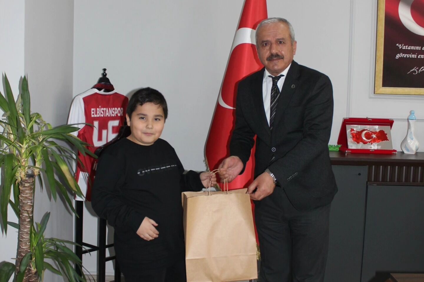 Elbistanlı Ekrem Ergin’den Ufka Yolculuk’ta Büyük Başarı3