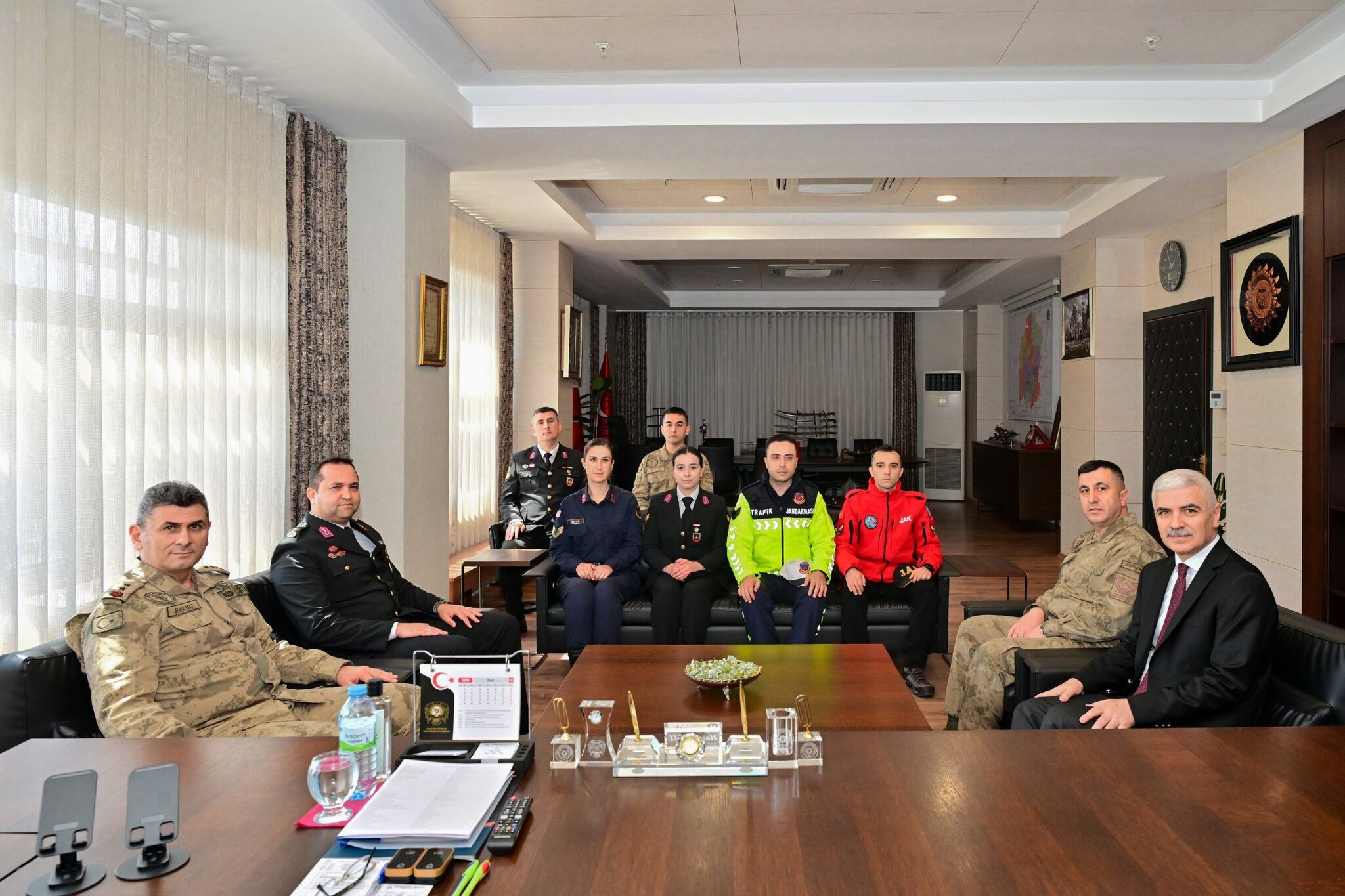 Jandarma Komutanı Gemalmaz’dan Emniyet Müdürü Yiğit’e Ziyaret2