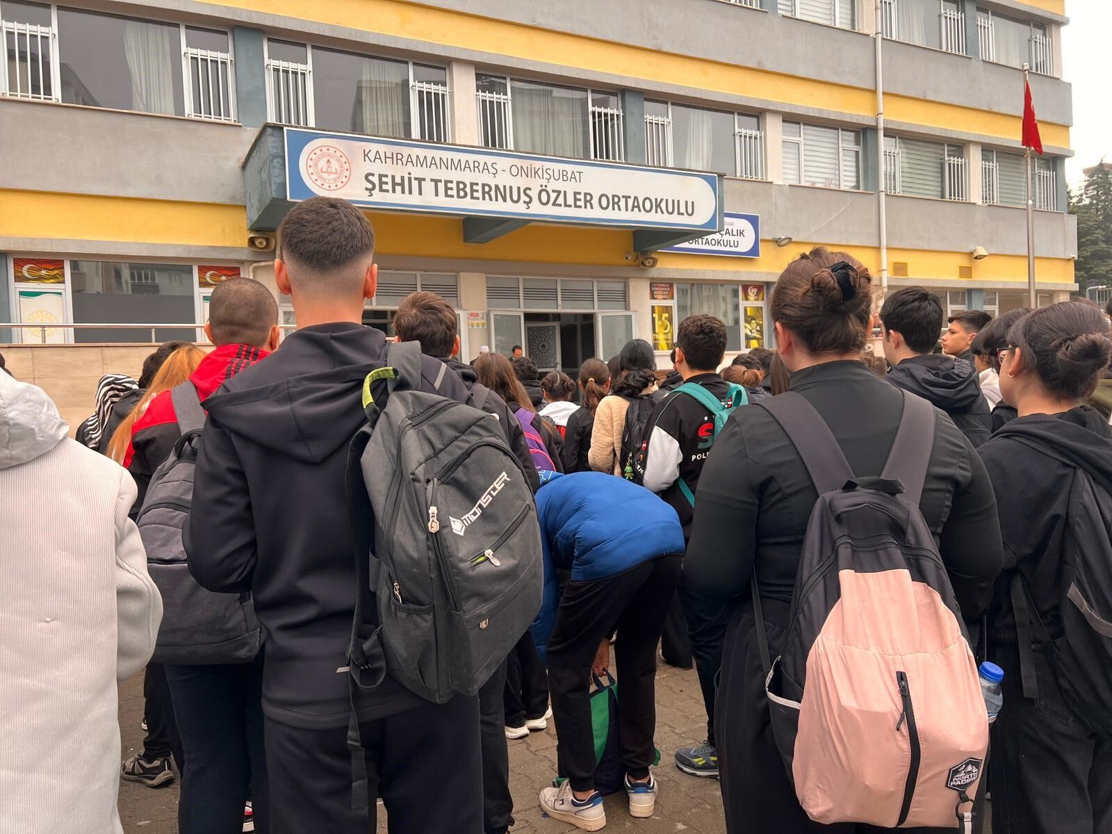 Kahramanmaraş'ta Öğrenciler, Saldırıda Hayatını Kaybedenler İçin Dua Etti (10)