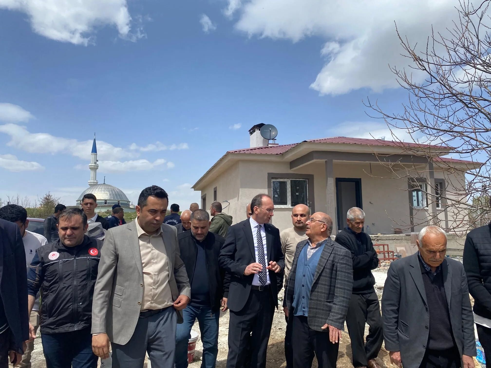 Kaymakam Sarıdoğan, Altunelma’da Kırsal Konutları İnceledi