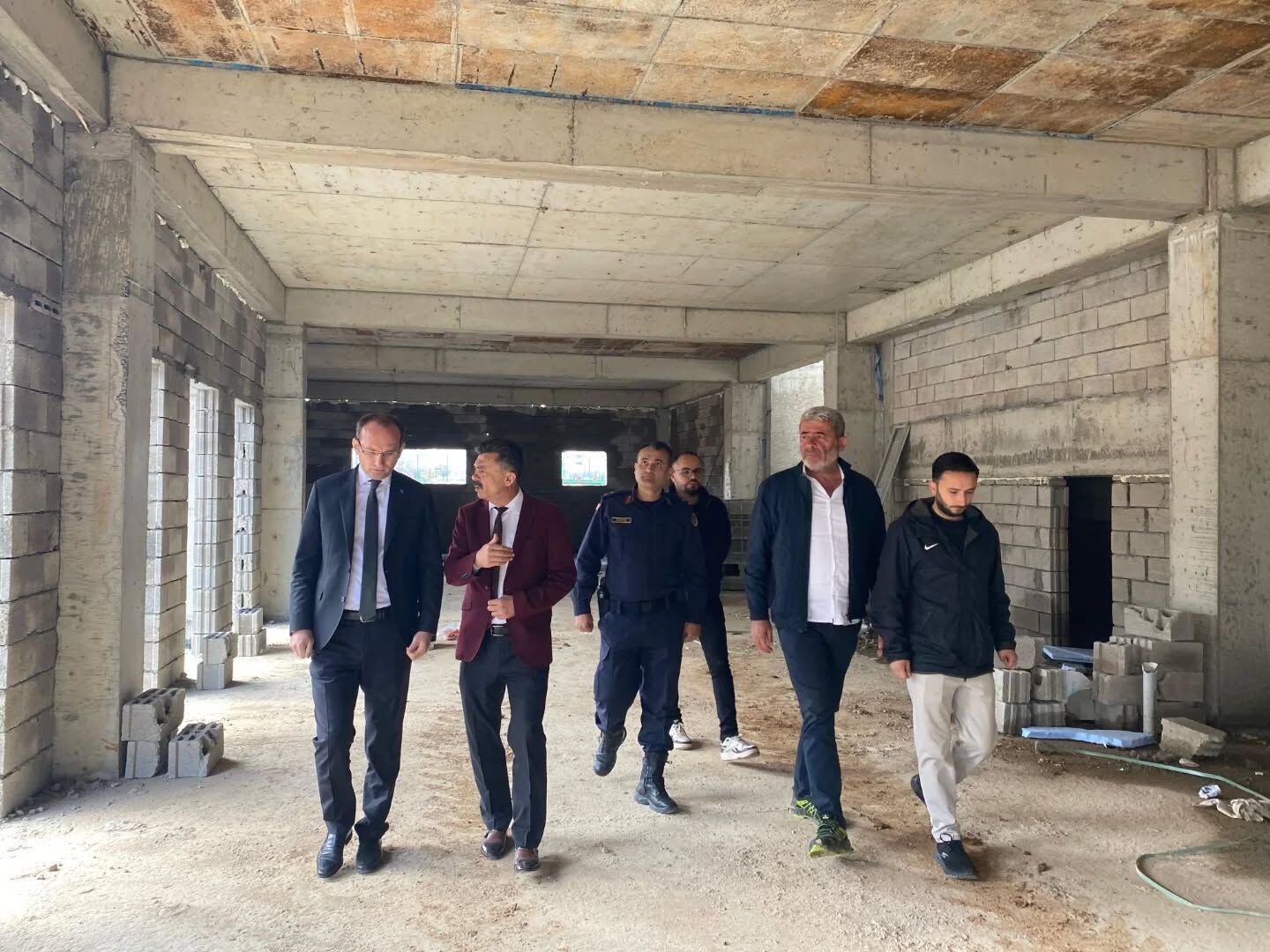 Kaymakam Sarıdoğan, Yüzme Havuzundaki Çalışmaları İnceledi