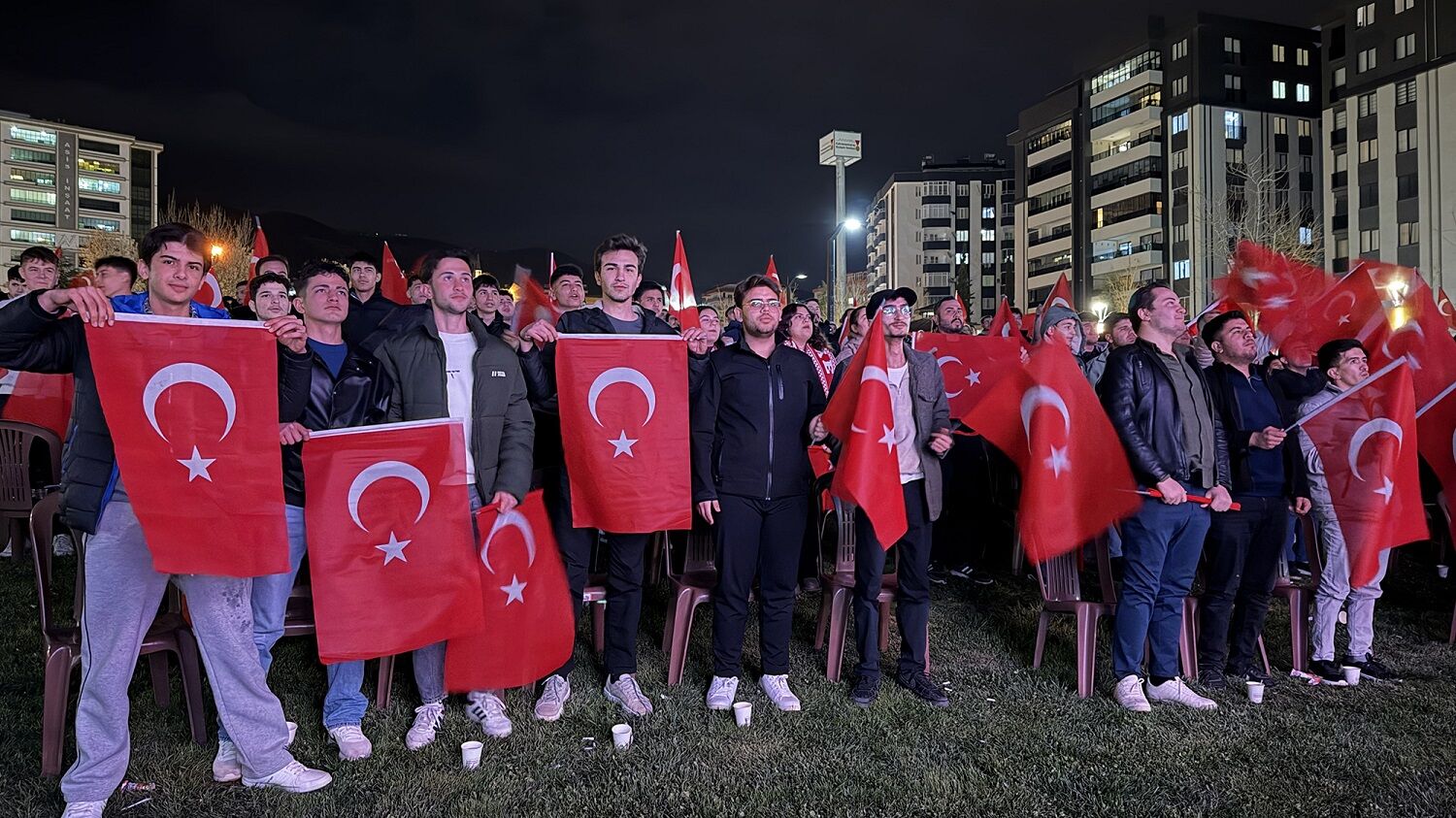 Milli Heyecan Dev Ekranda Yaşandı; Dünya Kupası Bileti Coşkuyla Kutlandı (1)