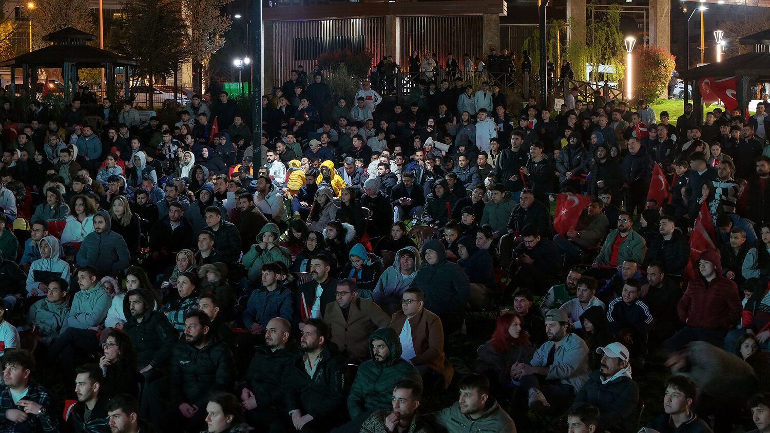 Milli Heyecan Dev Ekranda Yaşandı; Dünya Kupası Bileti Coşkuyla Kutlandı (2)-1