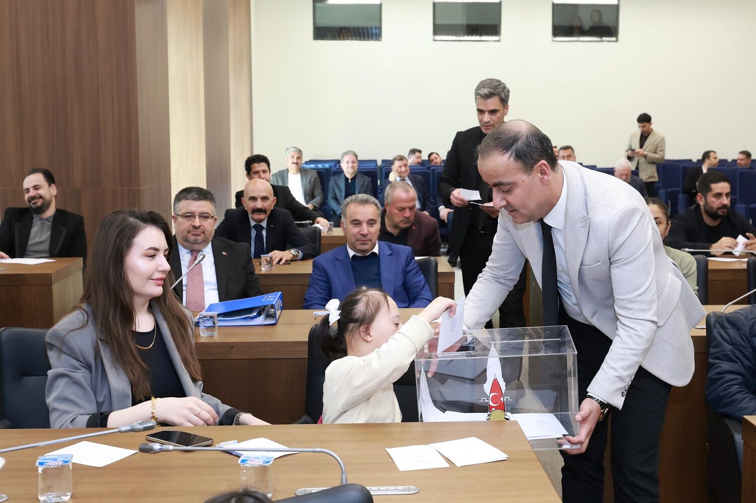 Onikişubat Belediyesi’nin Nisan Ayı Meclis Toplantısı Bir Başka Özel Bir Başka Anlamlı Oldu (2)
