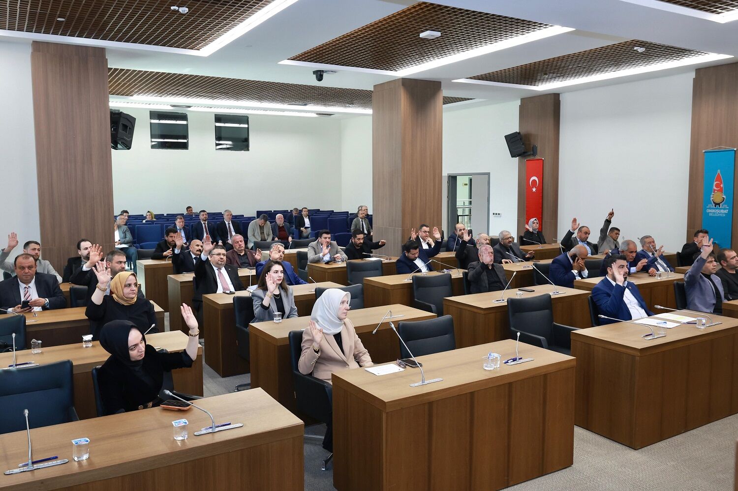 Onikişubat Belediyesi’nin Nisan Ayı Meclis Toplantısı Bir Başka Özel Bir Başka Anlamlı Oldu (3)