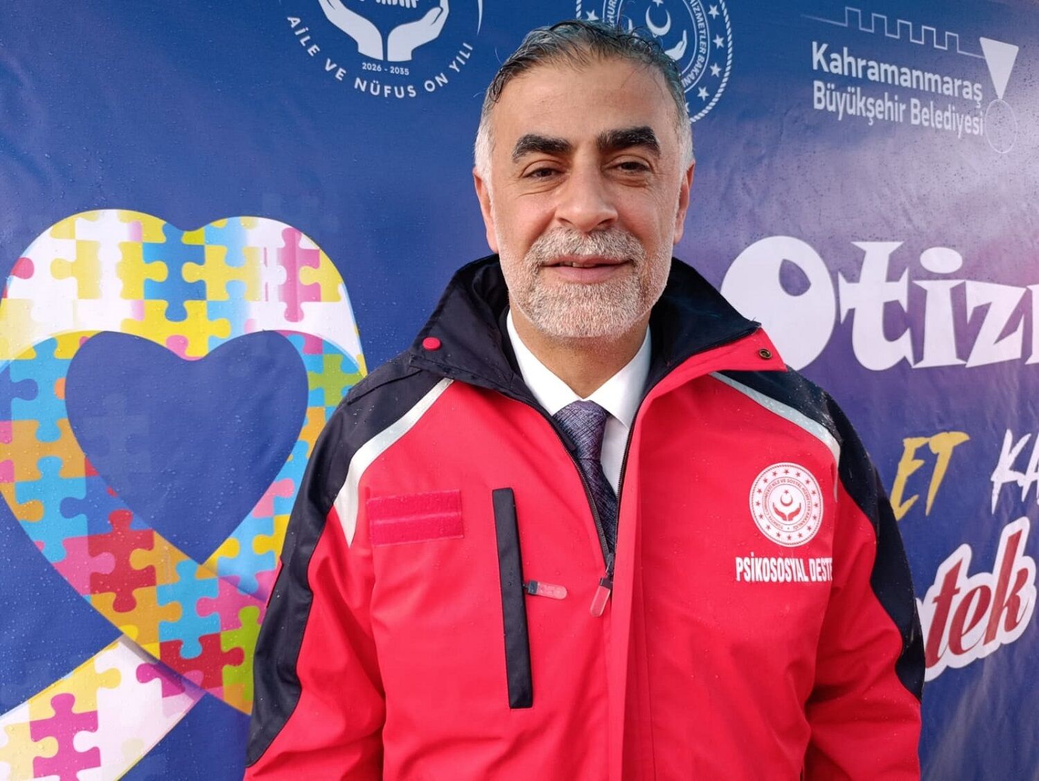 Otizm İçin Kalpler Gökyüzüne Bırakıldı (2)