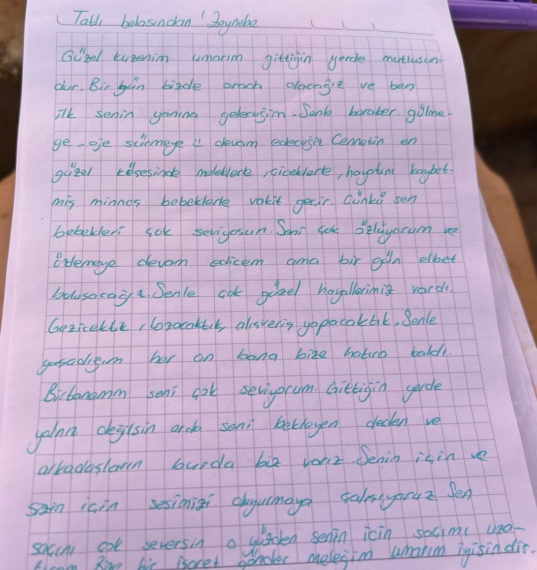 Saldırıda Hayatını Kaybeden Çocukların Mezarlarına Bırakılan Notlar Yürek Burktu (6)