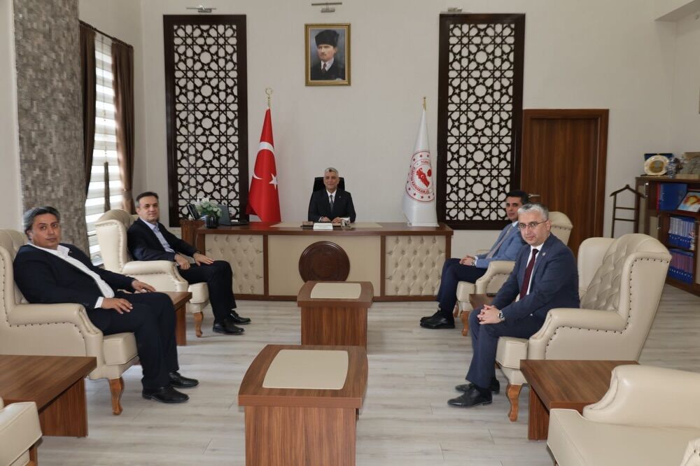 Ticaret Bakanı Bolat Elbistan’da Ekonomi Zirvesine Katıldı1