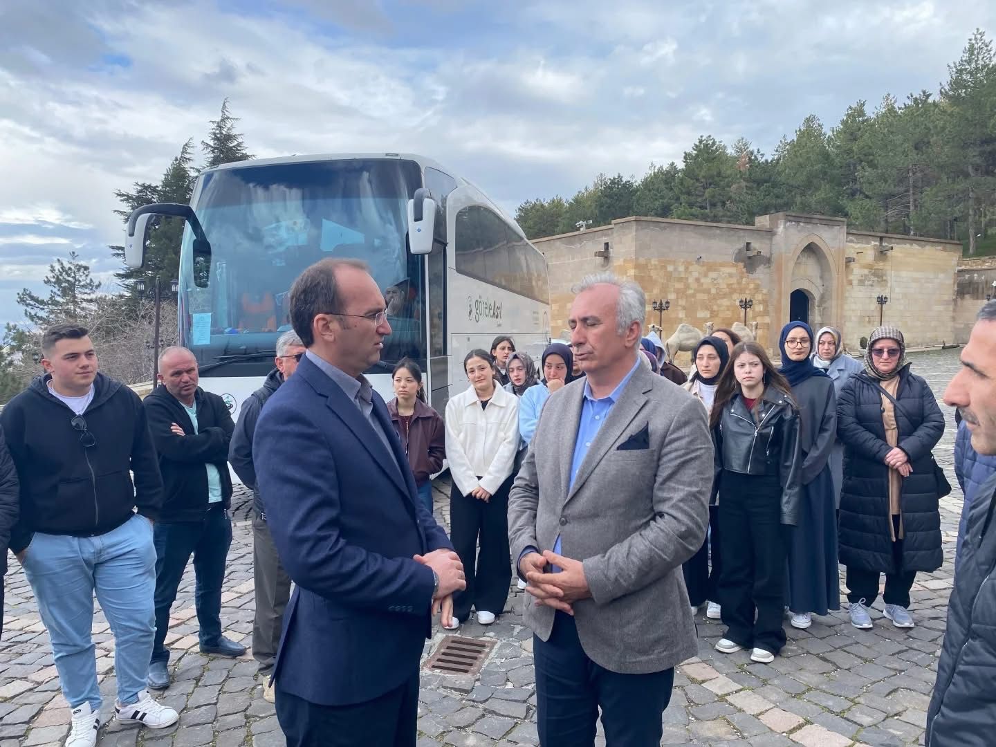 Trabzon’dan Gelen Heyet, Eshab I Kehf Külliyesi’ni Ziyaret Etti8