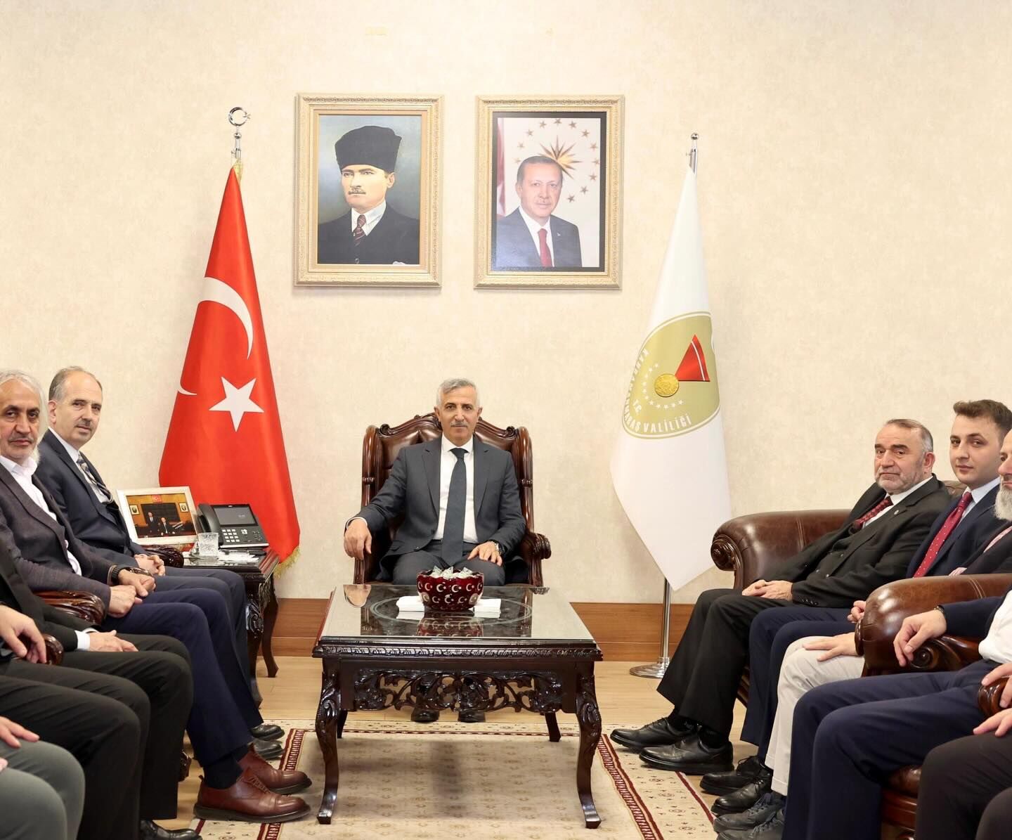 Vali Ünlüer, Cumhurbaşkanı Başdanışmanı Kışla Ve Heyetini Kabul Etti2