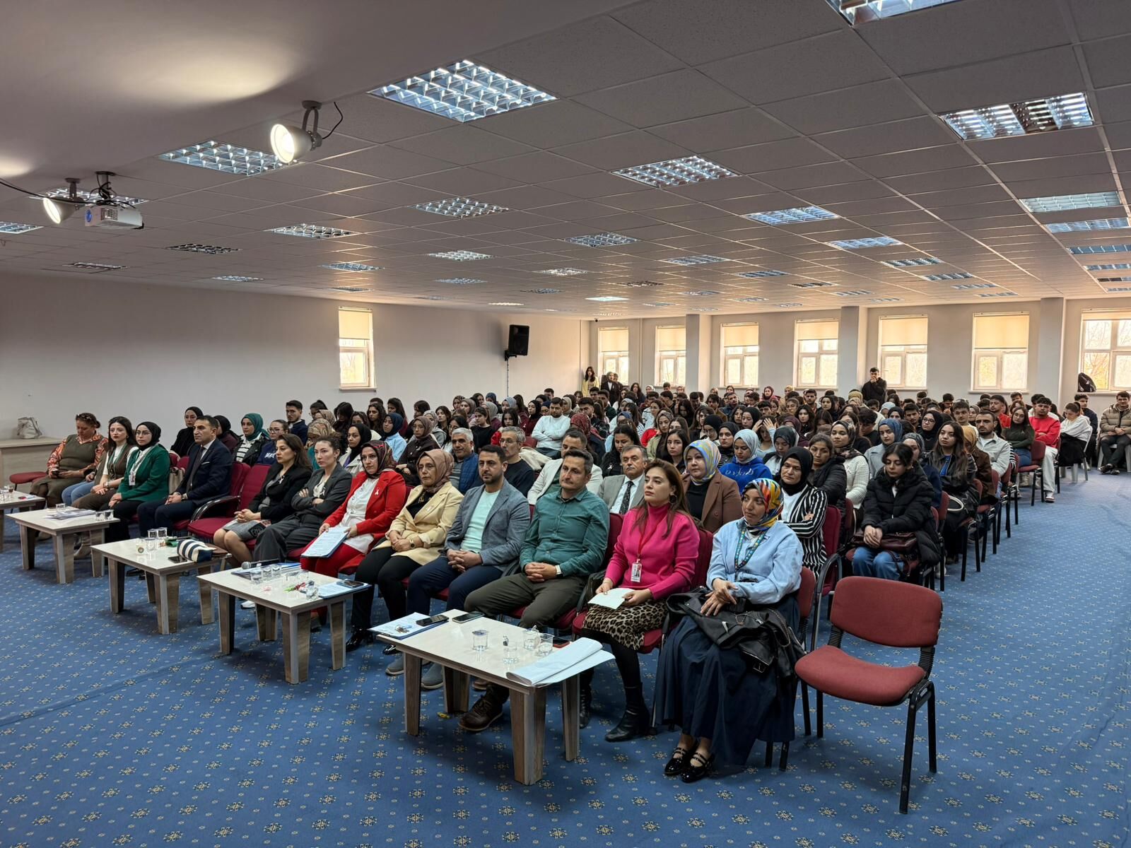 Afşin Sağlık Yüksekokulu’nda Kansere Karşı Bilinçlendiren Panel